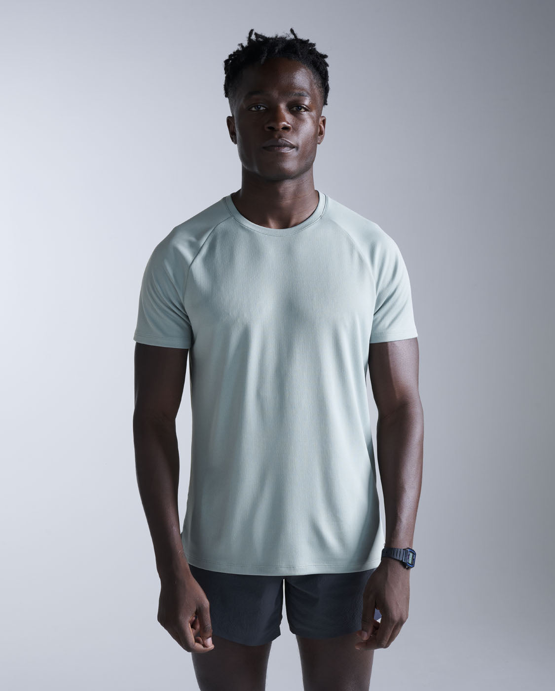 2xu-aero-tee-uomo-slim-azzurro-polvere image 1