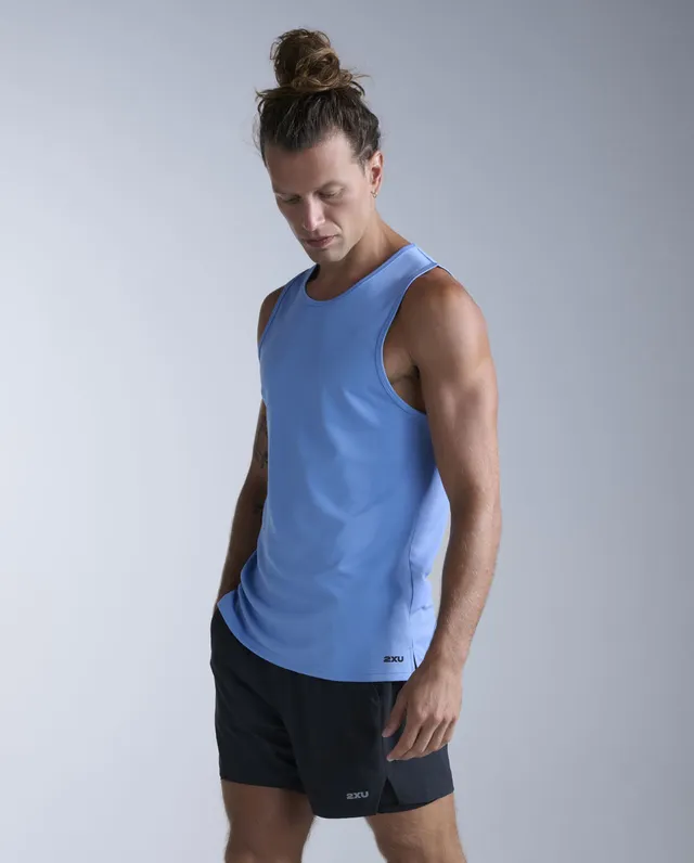2xu-aero-tank-canotta-running-uomo-slim-blu image 1