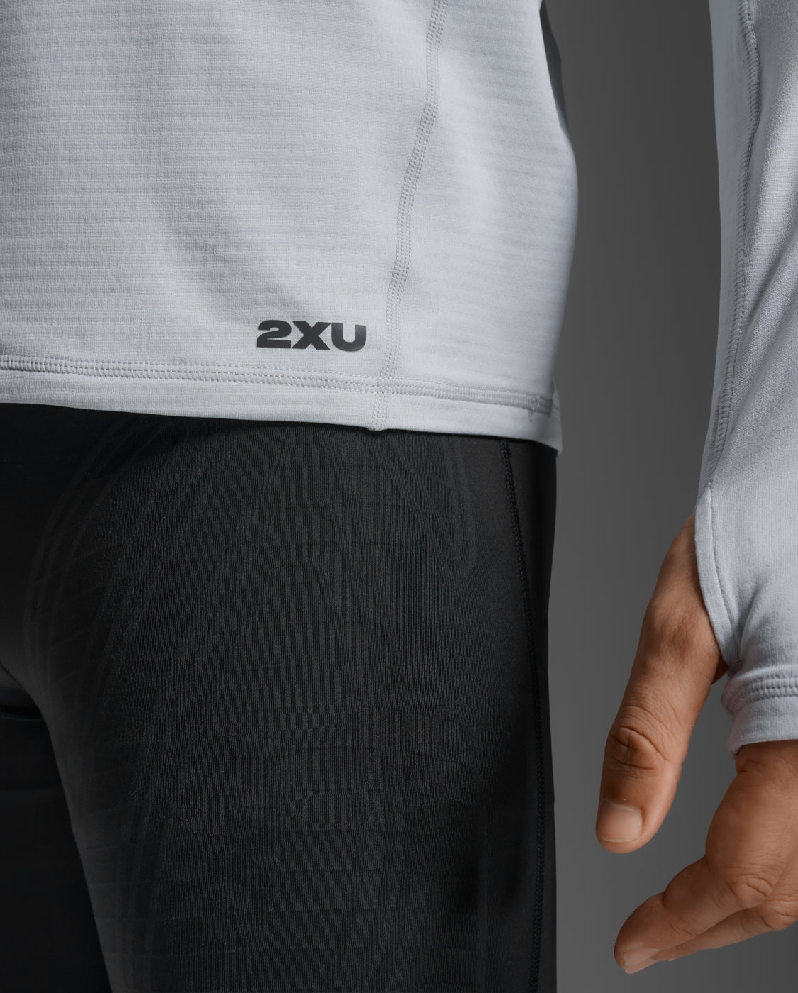 2xu-ignition-grid-base-layer-maglia-termica-slim-grigia image 6