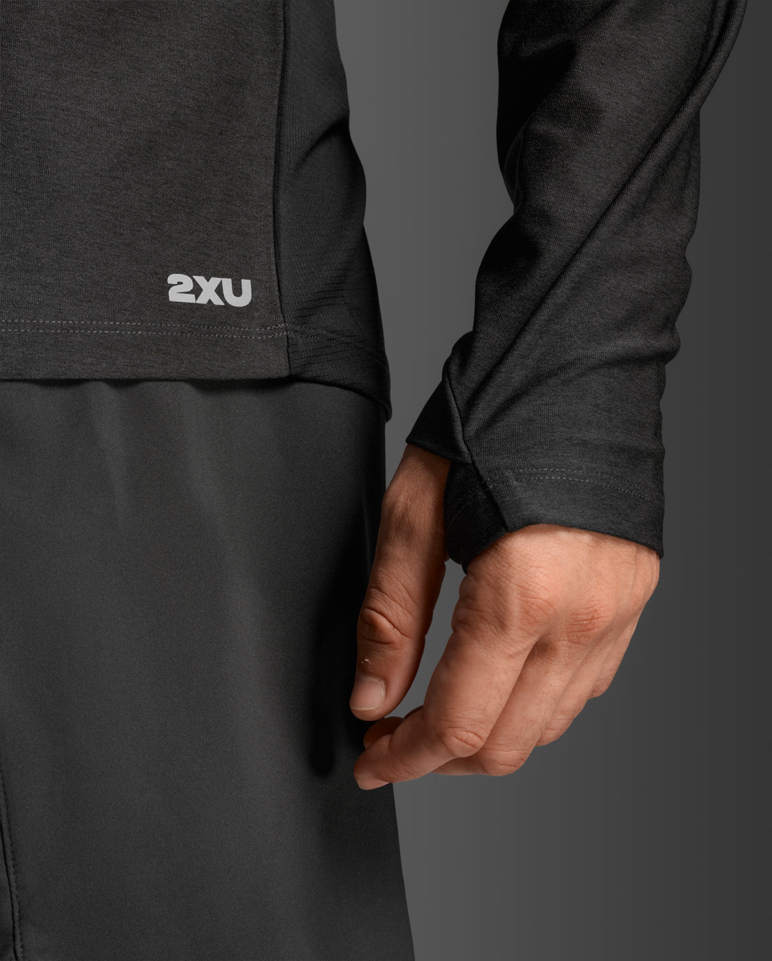 2xu-aero-1-2-zip-maglia-running-mezza-zip-nera image 7