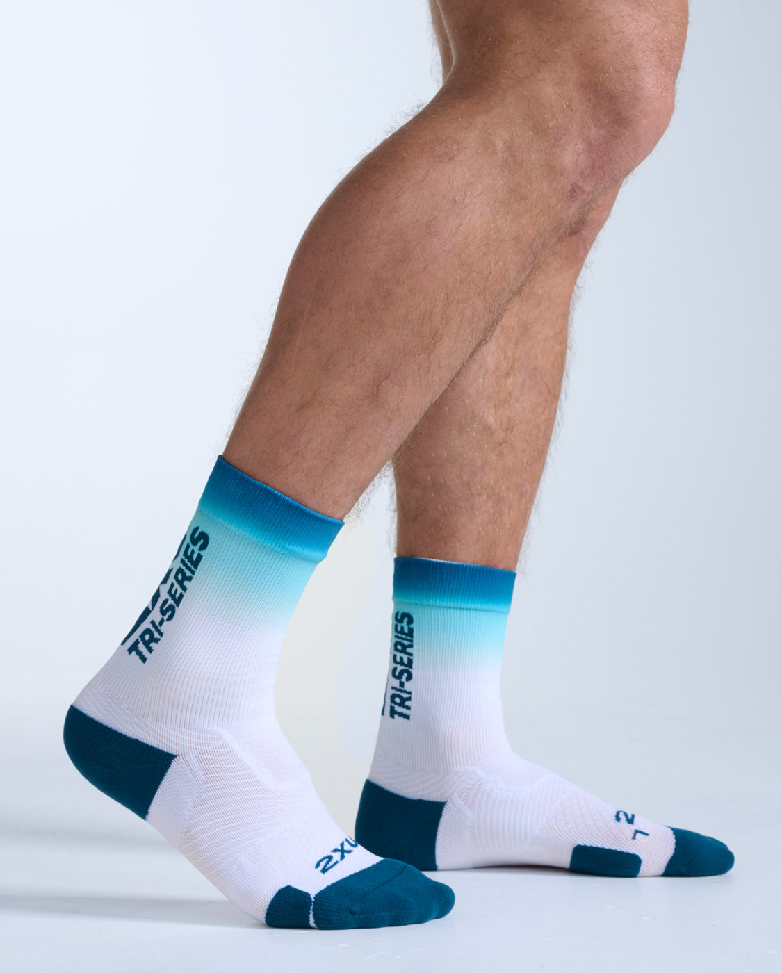 2xu-vectr-light-cushion-crew-socks-calze-running-3 image 3