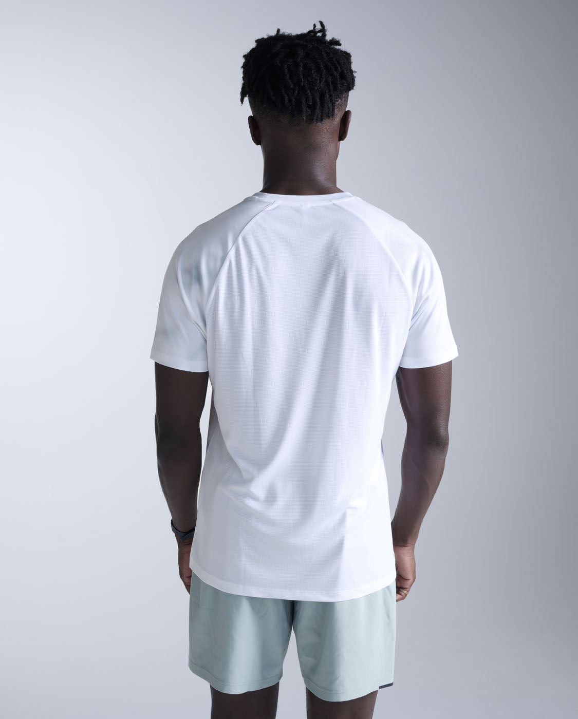 2xu-aero-tee-tecnica-running-blu-chiaro-grigia image 2