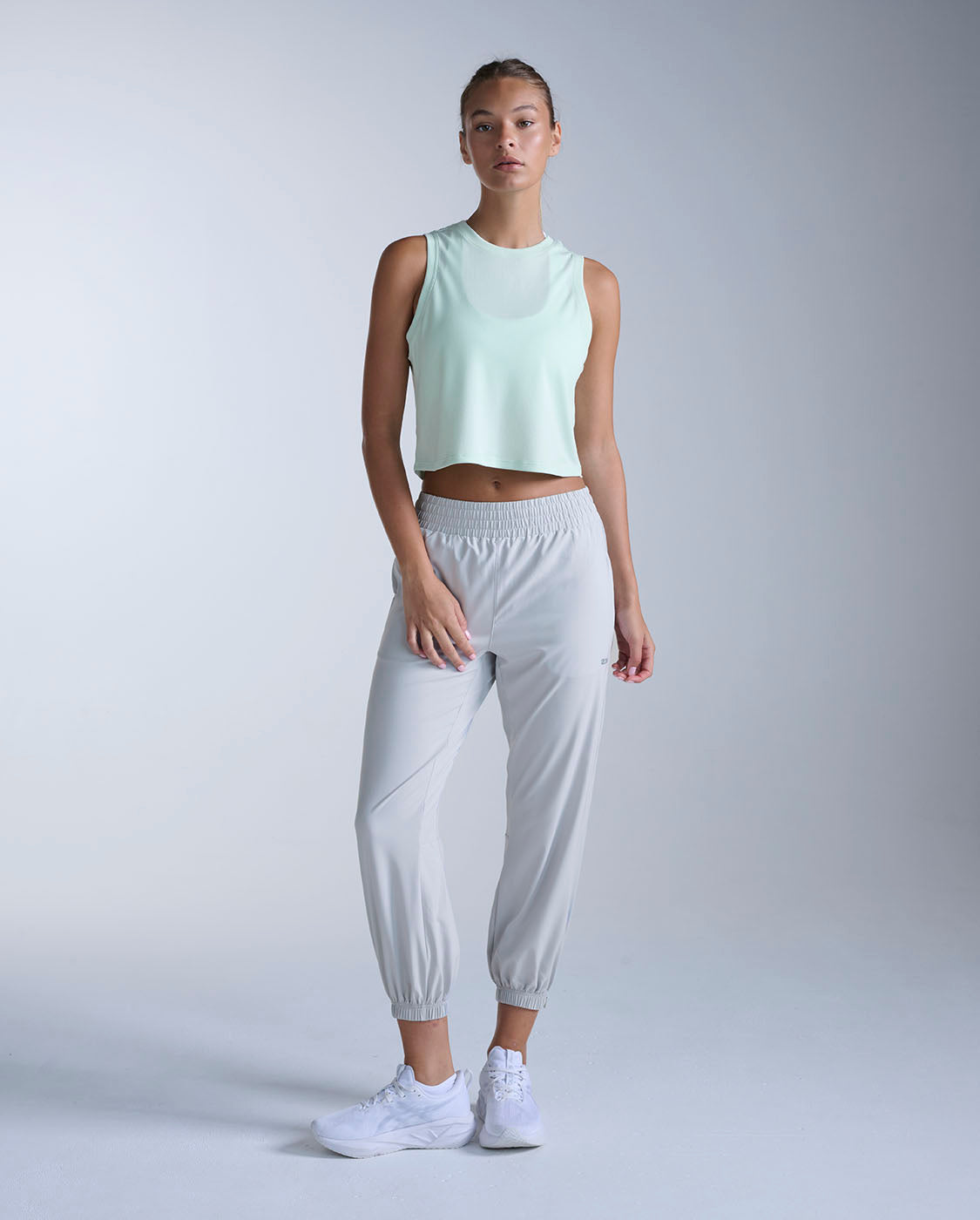 2xu-aero-mesh-crop-tank-donna-canotta-running-crop-slim-verde image 5