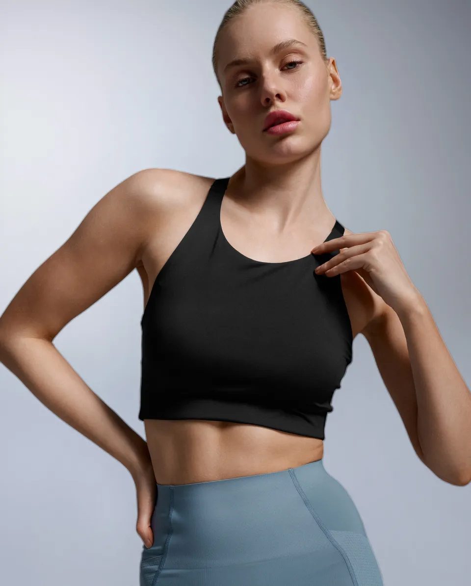 2xu-aero-trail-medium-impact-bra-reggiseno-running-donna-nero image 1