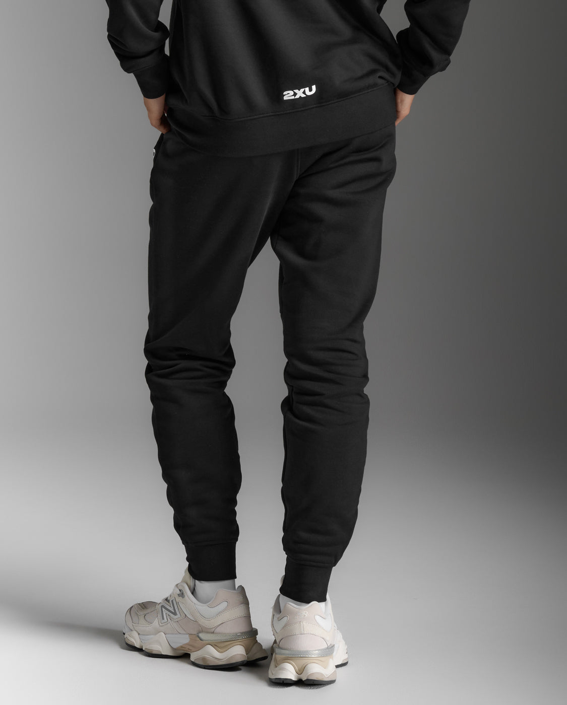 2xu-aspire-trackpants-donna-pantaloni-felpa-neri image 2
