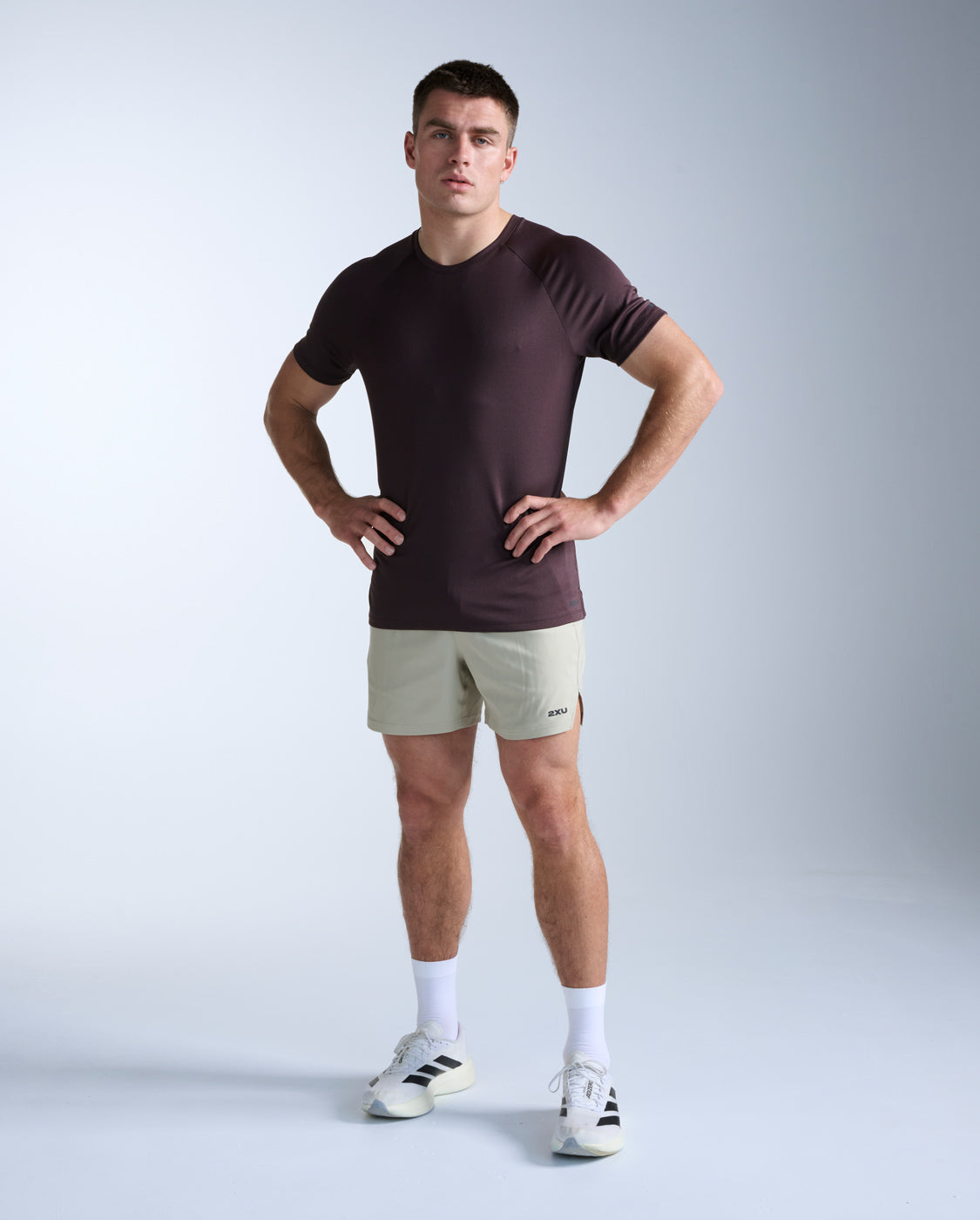 2xu-aero-tee-maglietta-running-uomo-slim-marrone image 7