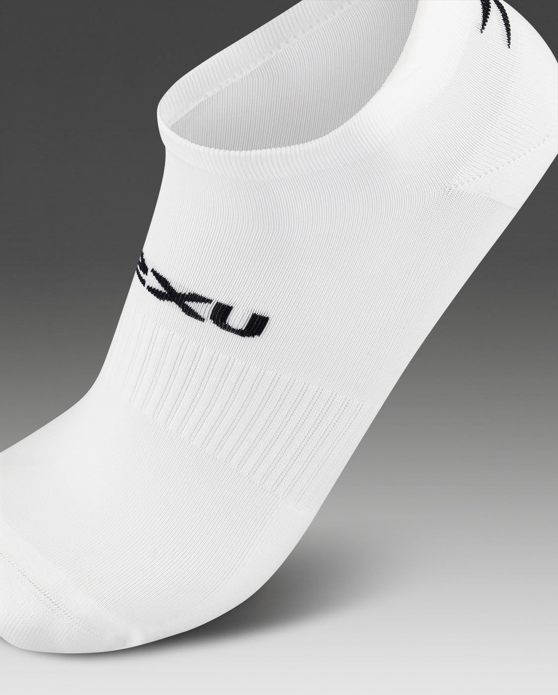 2xu-ankle-socks-3-pack-bianche-unisex image 3