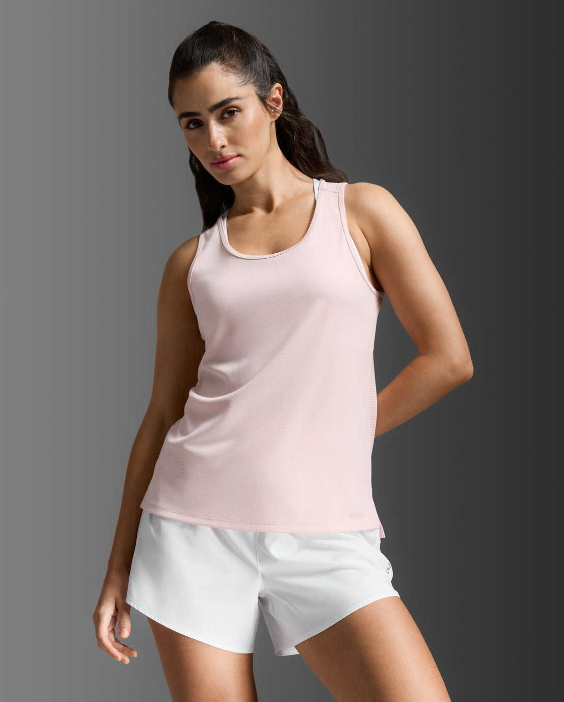 2xu-aero-singlet-donna-canotta-running-traspirante-slim-fit image 2