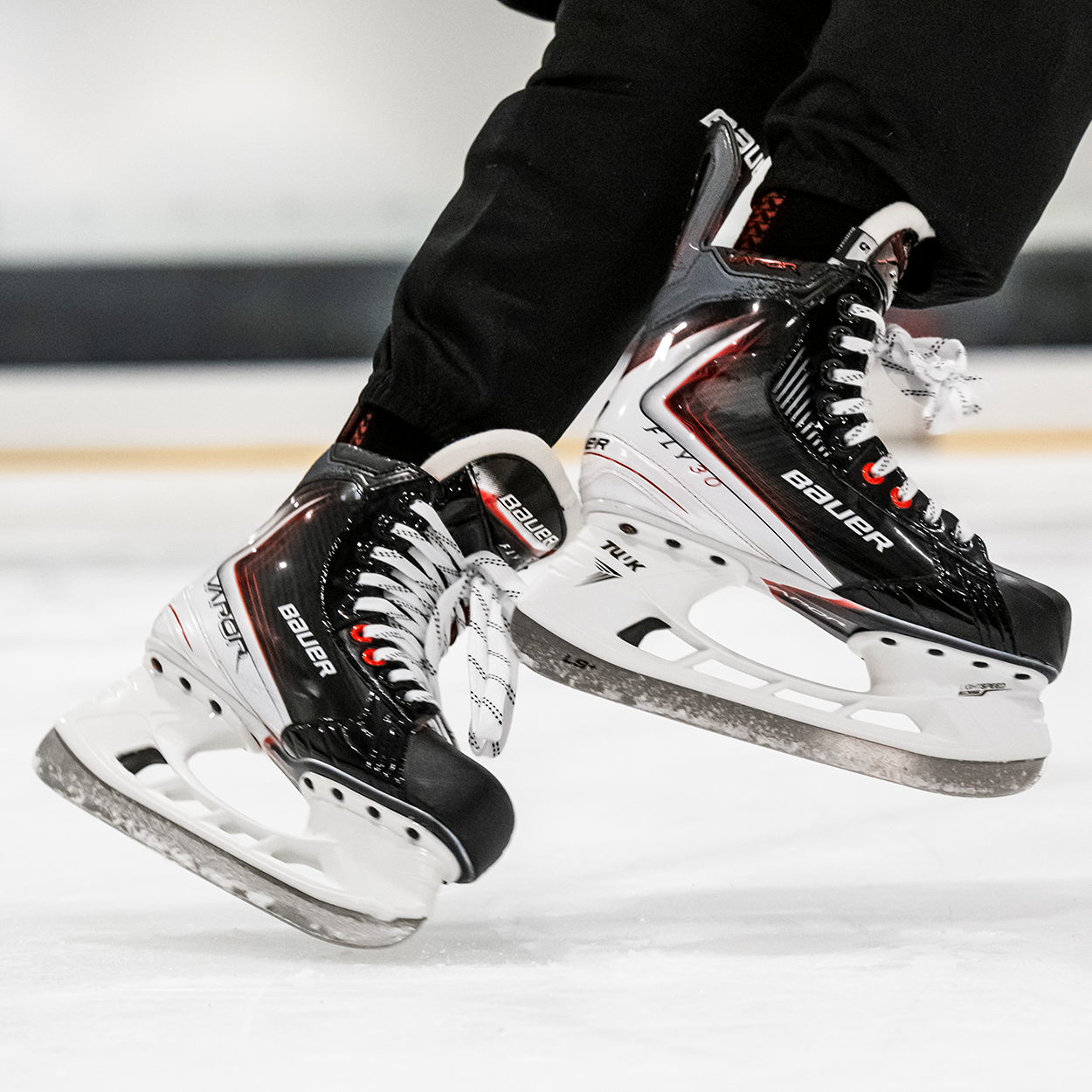 bauer-vapor-fly30-pattino-hockey-ghiaccio-junior image 3