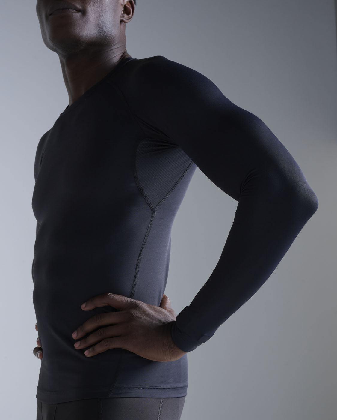 2xu-core-compression-maglia-manica-lunga-nero image 4