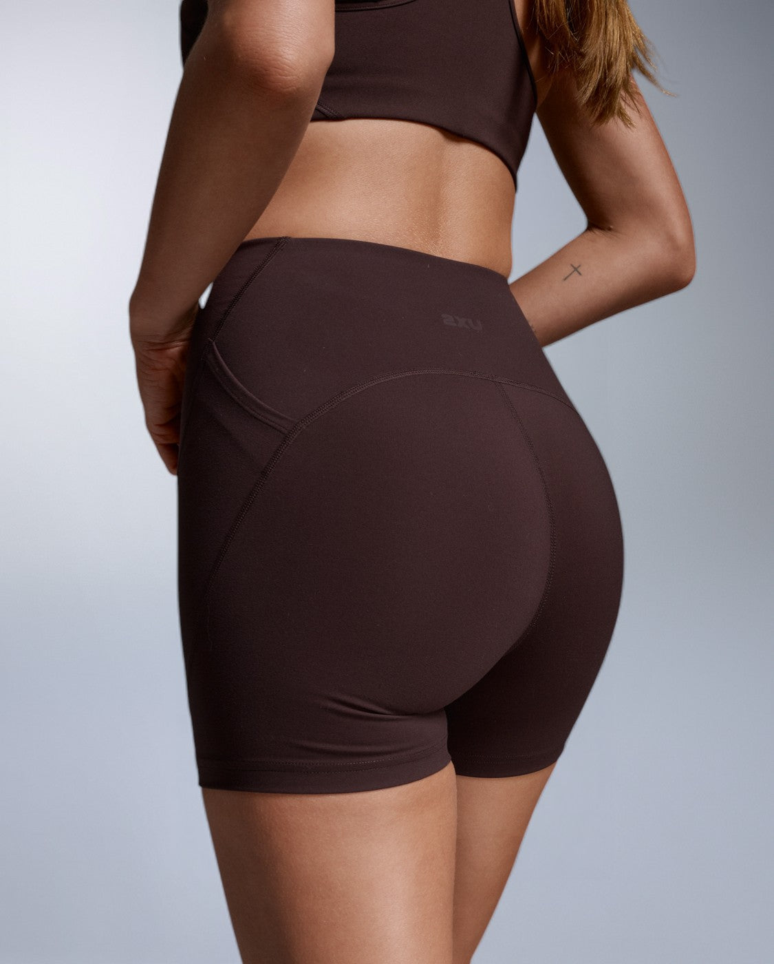 2xu-flex-hi-rise-compression-short-4-pollici-donna image 7