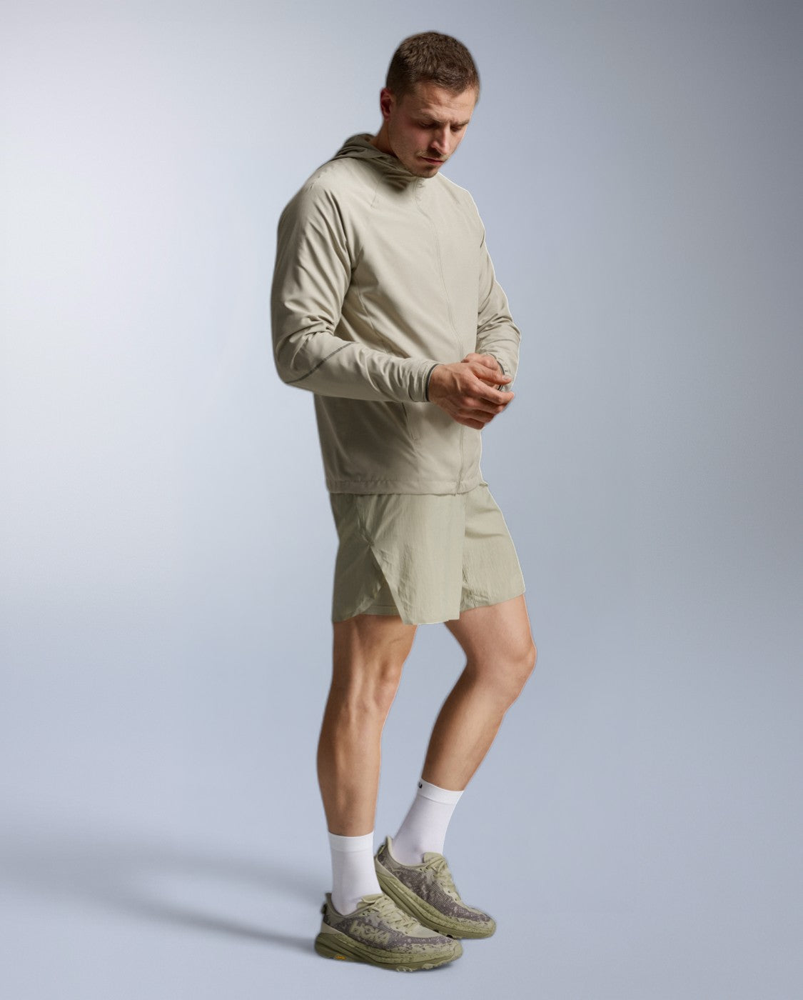 2xu-aero-hex-windbreaker-uomo-giacca-antivento-running-beige image 5