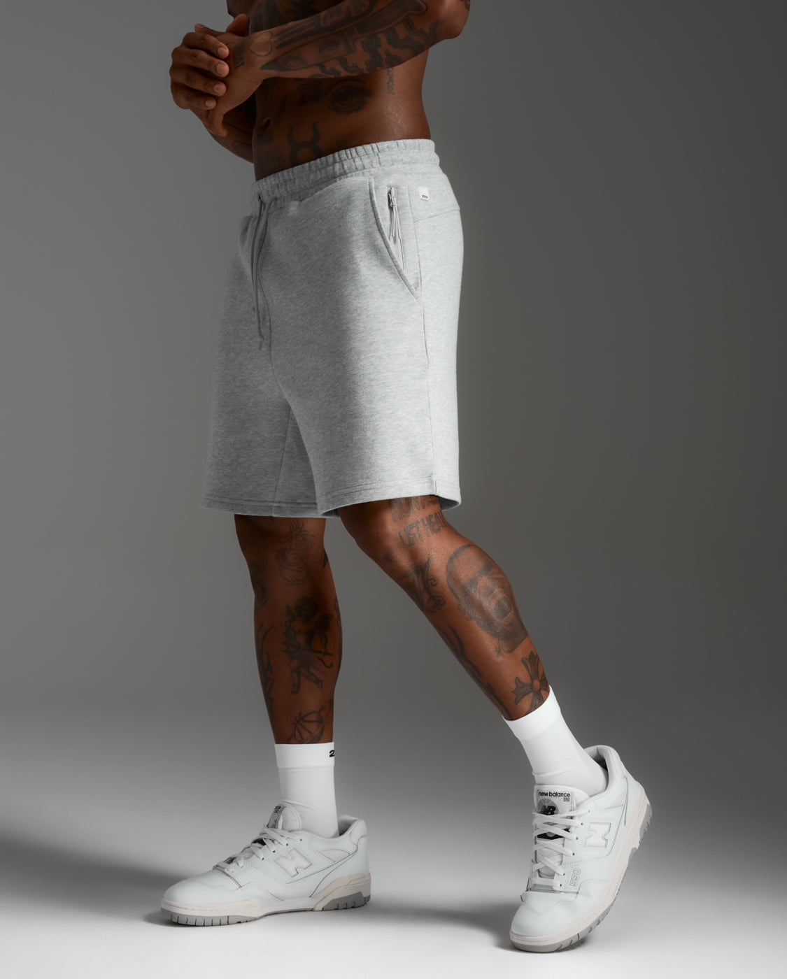 2xu-commute-smooth-spacer-shorts-grigio-regular image 1