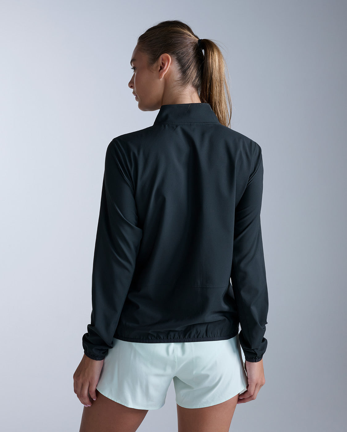 2xu-aero-jacket-donna-slim-antipioggia image 2