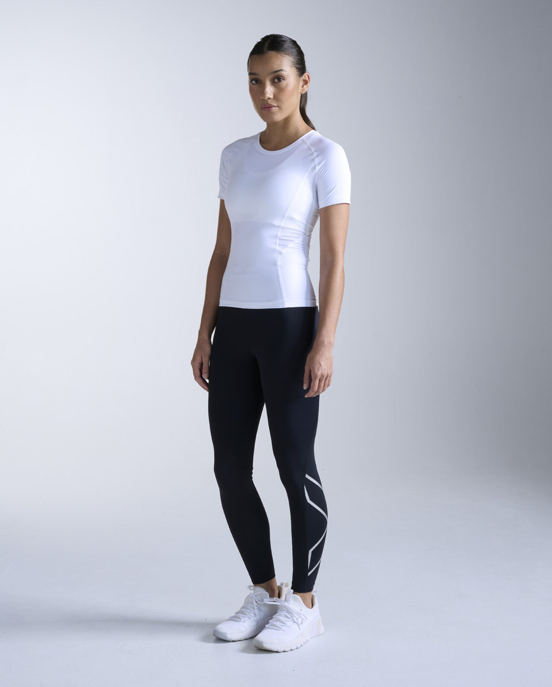 2xu-core-compression-short-sleeve-maglia-compressiva-manica-corta image 2