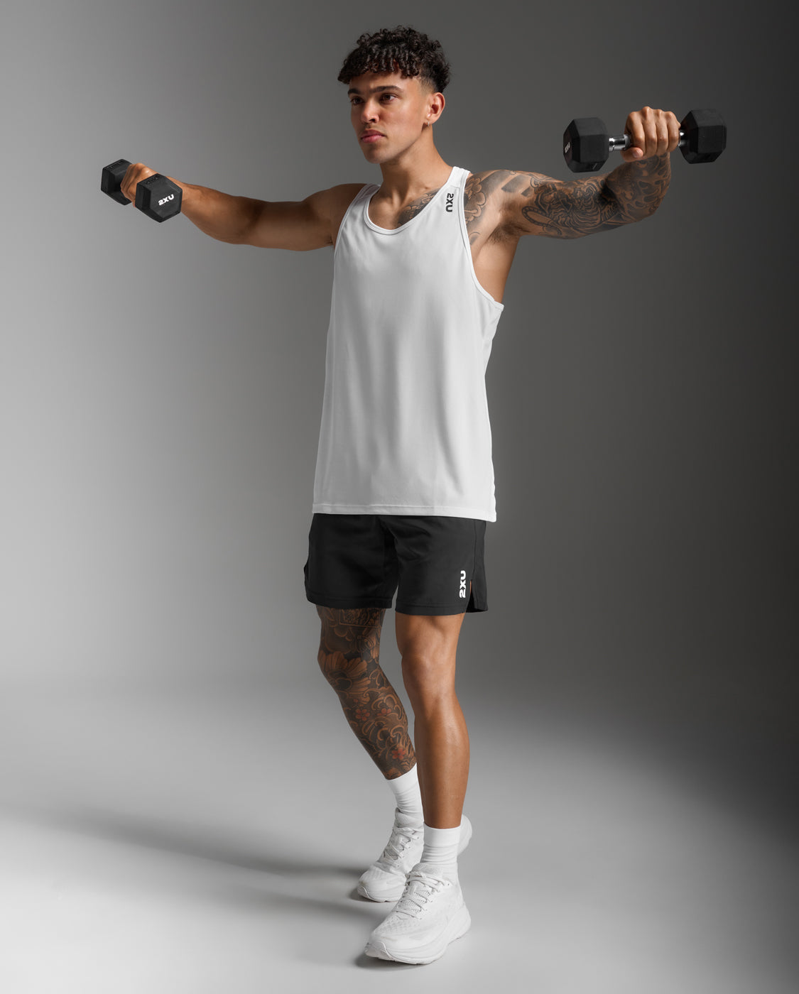 2xu-aspire-singlet-uomo-canotta-tecnica-bianco-a-rapida-asciugatura image 6