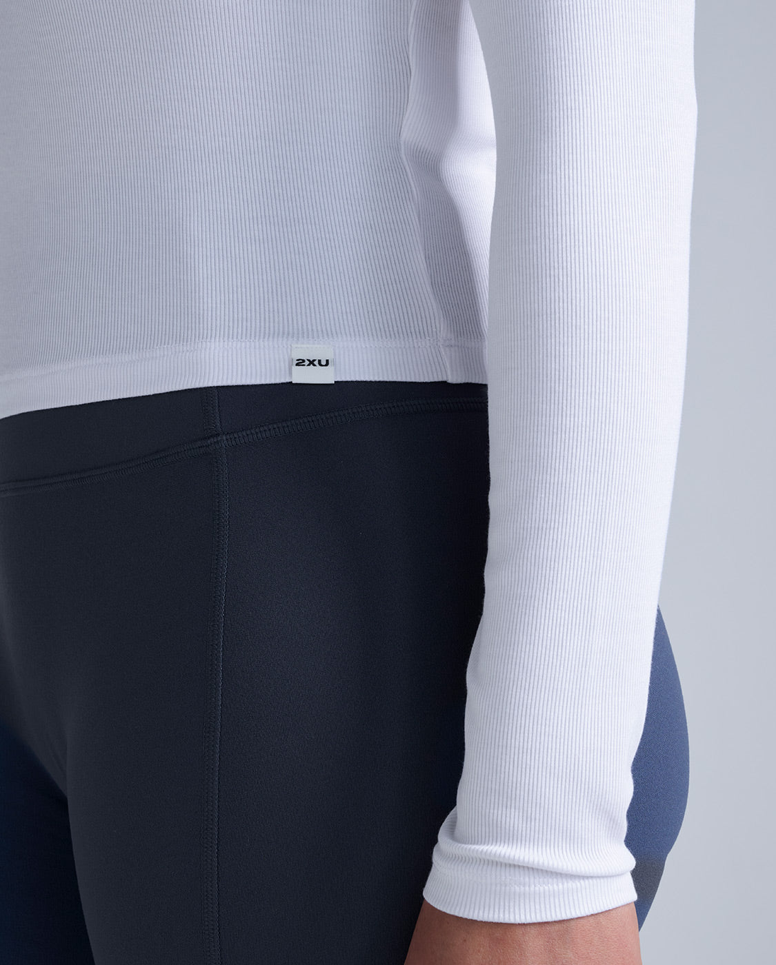 2xu-fluid-modal-ribbed-maglia-manica-lunga-donna-bianco image 4