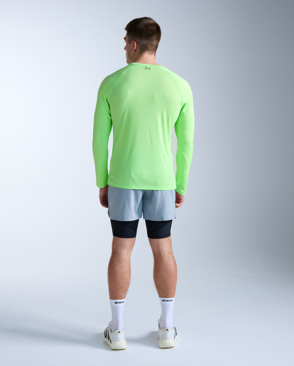 2xu-aero-long-sleeve-maglia-running-uomo-manica-lunga image 7