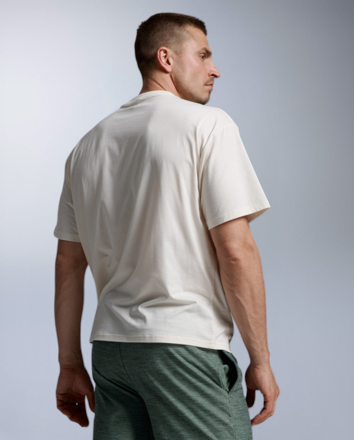 2xu-motion-oversized-tencel-tee-t-shirt-oversize image 5