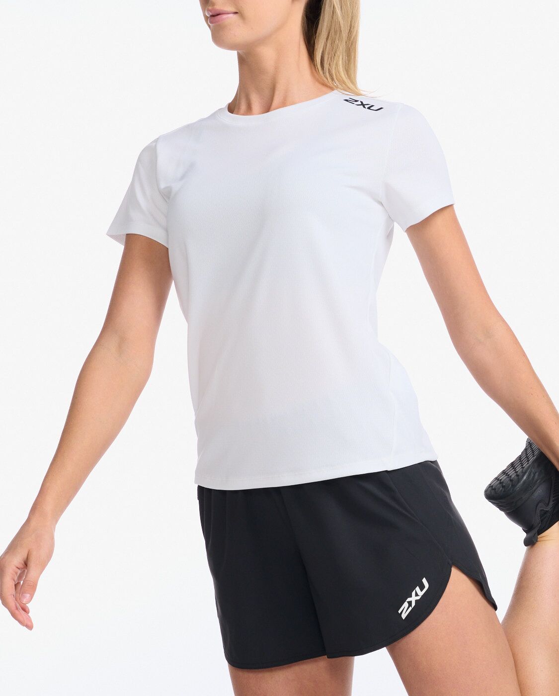 2xu-aspire-tee-donna image 2