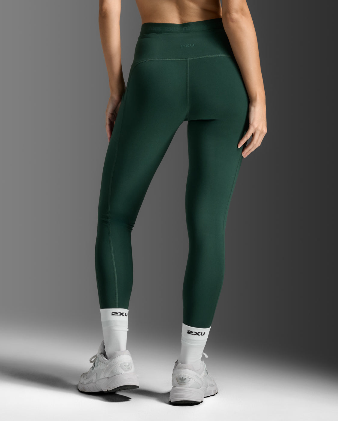 2xu-form-stash-hi-rise-compression-tights-verde-con-tasche image 3