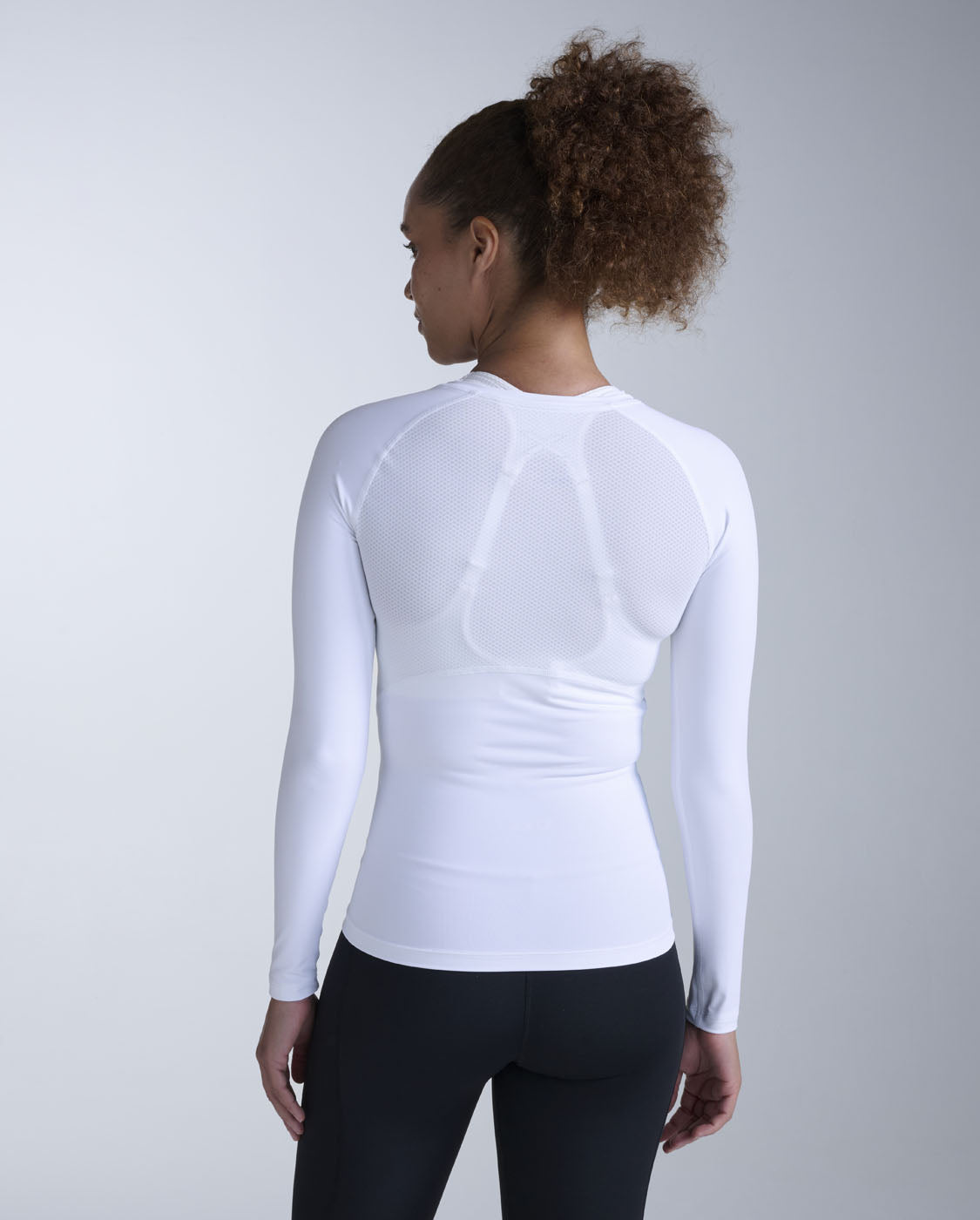 2xu-core-compression-long-sleeve-bianco-maglia-compressione-termica image 2