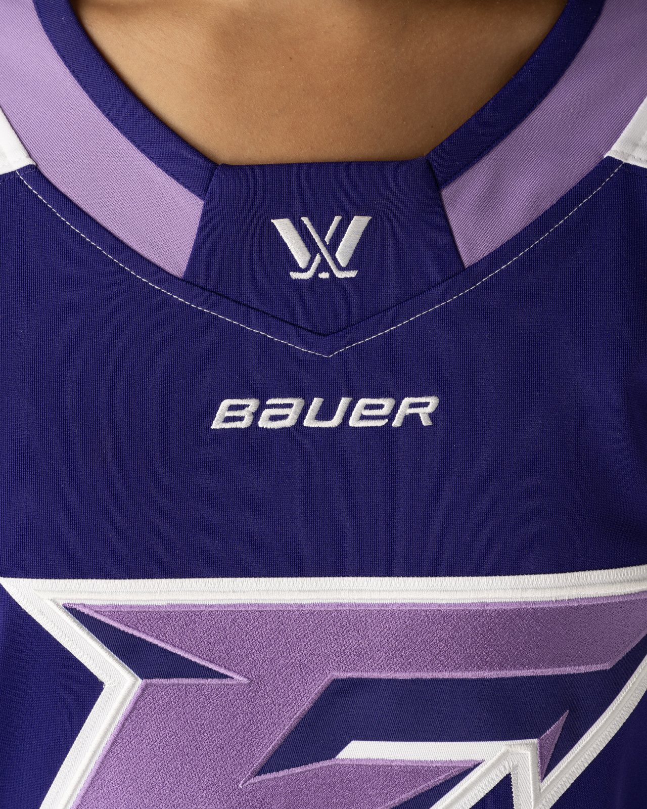 bauer-maglia-pwhl-minnesota-frost-home-replica-adulto image 2