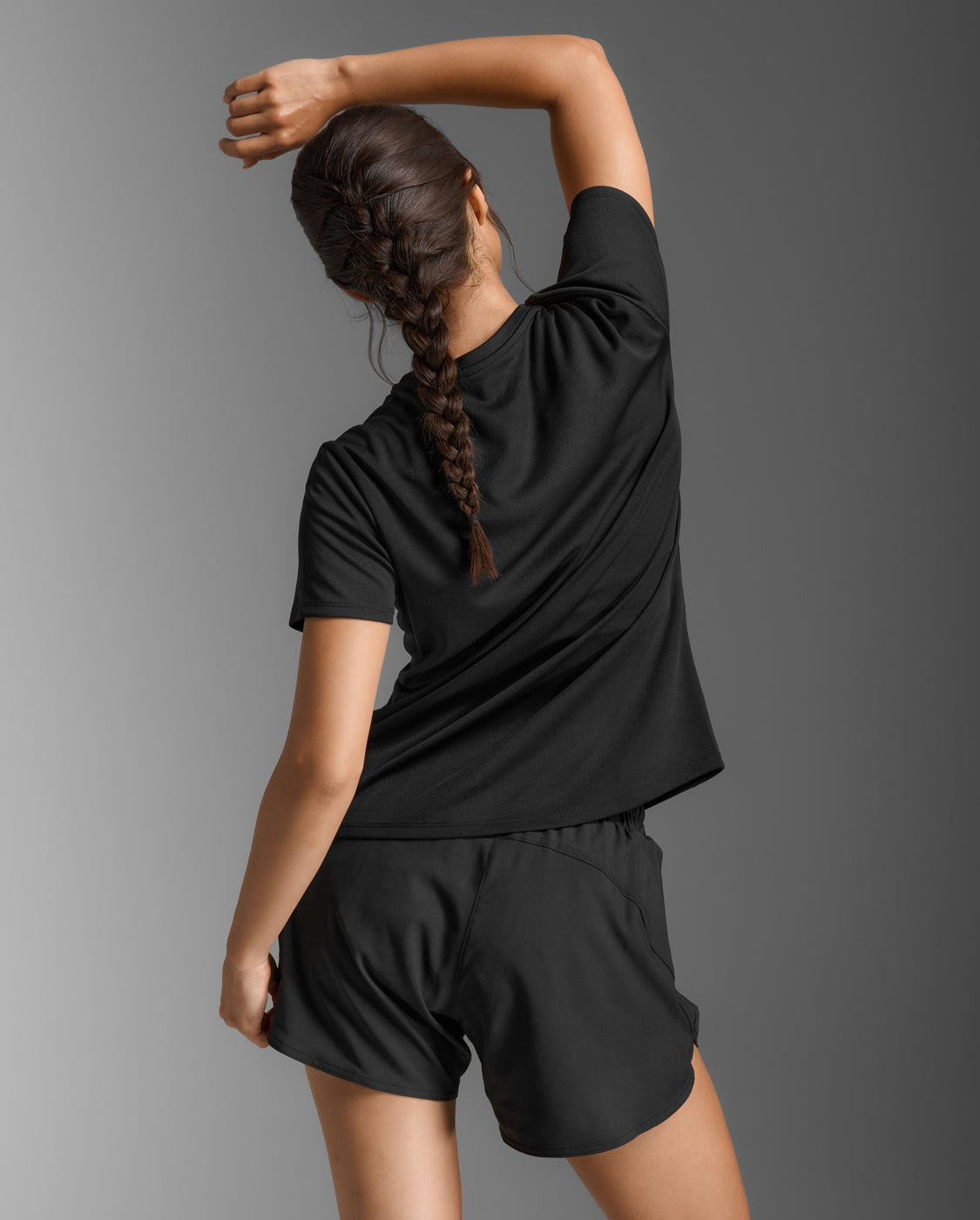 2xu-aspire-tee-donna-maglia-training-nera image 3