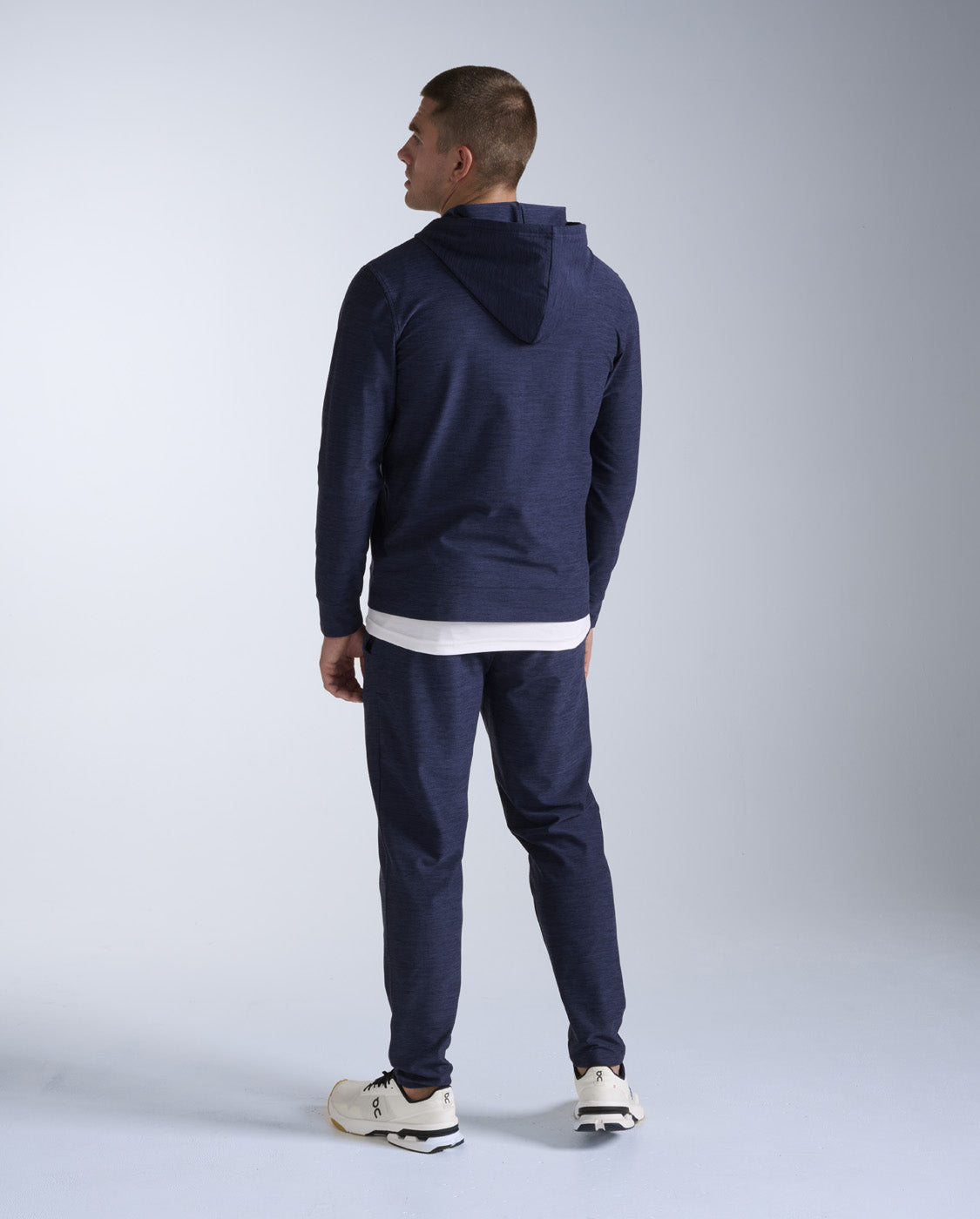 2xu-signature-zip-through-hoodie-felpa-zip-blu-uomo image 7