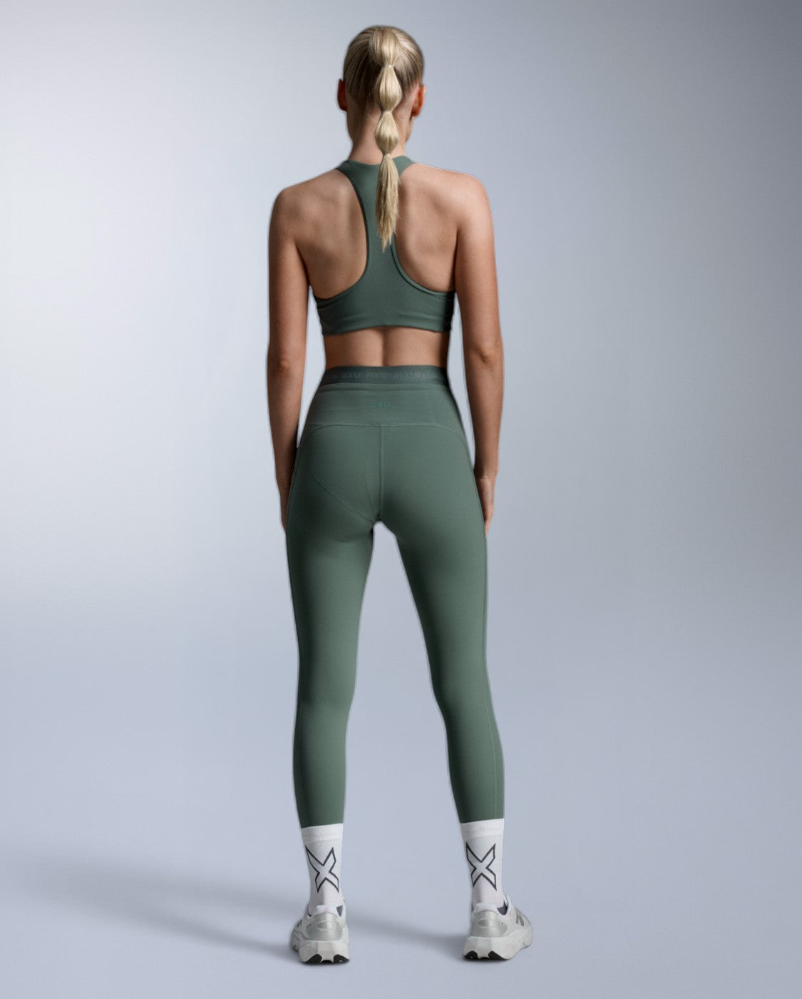 2xu-form-stash-hi-rise-compression-tights-legging-lungo image 7