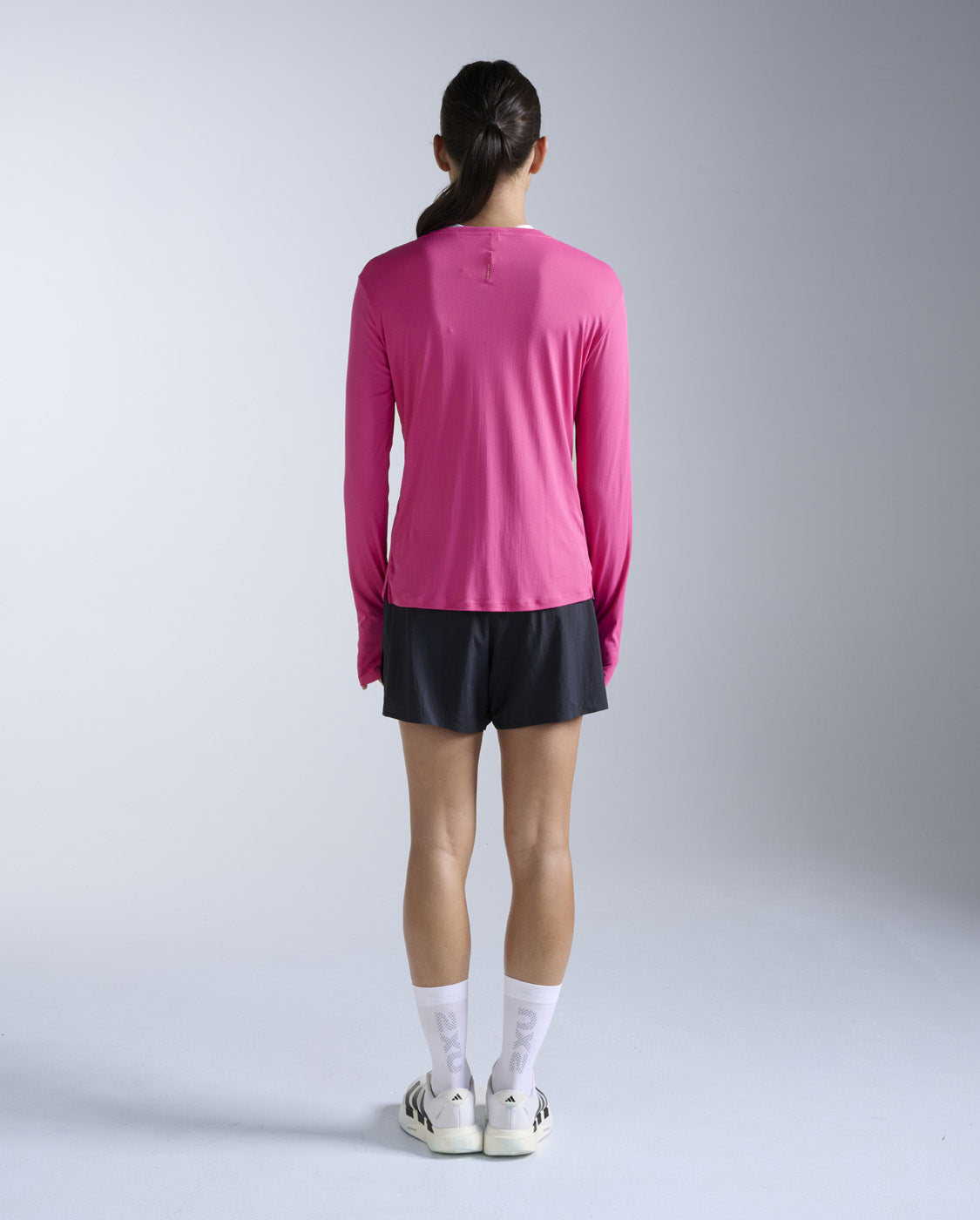 2xu-aero-trail-long-sleeve-maglia-trail-donna-manica-lunga image 6