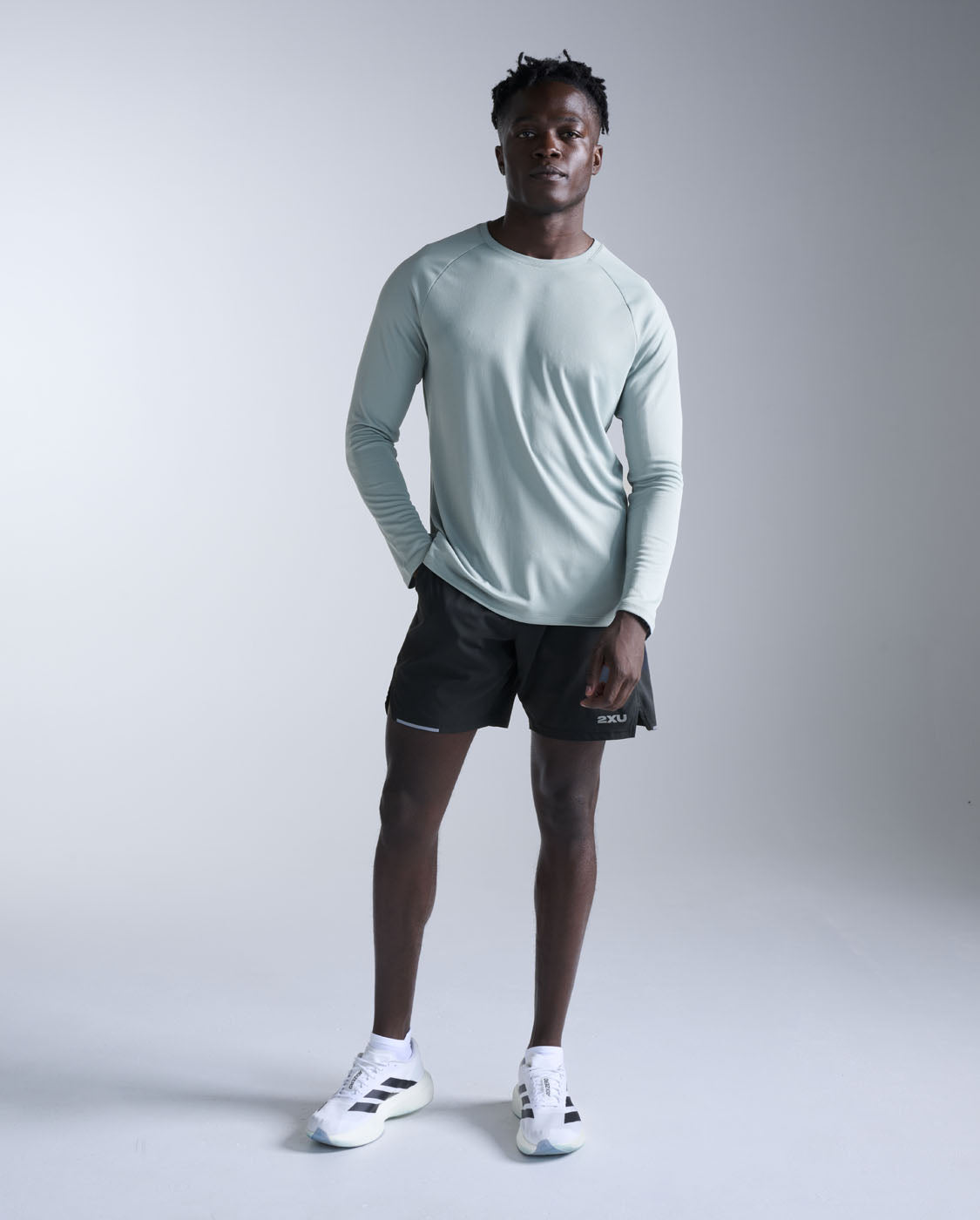 2xu-aero-long-sleeve-uomo-maglia-running-manica-lunga-blu image 4