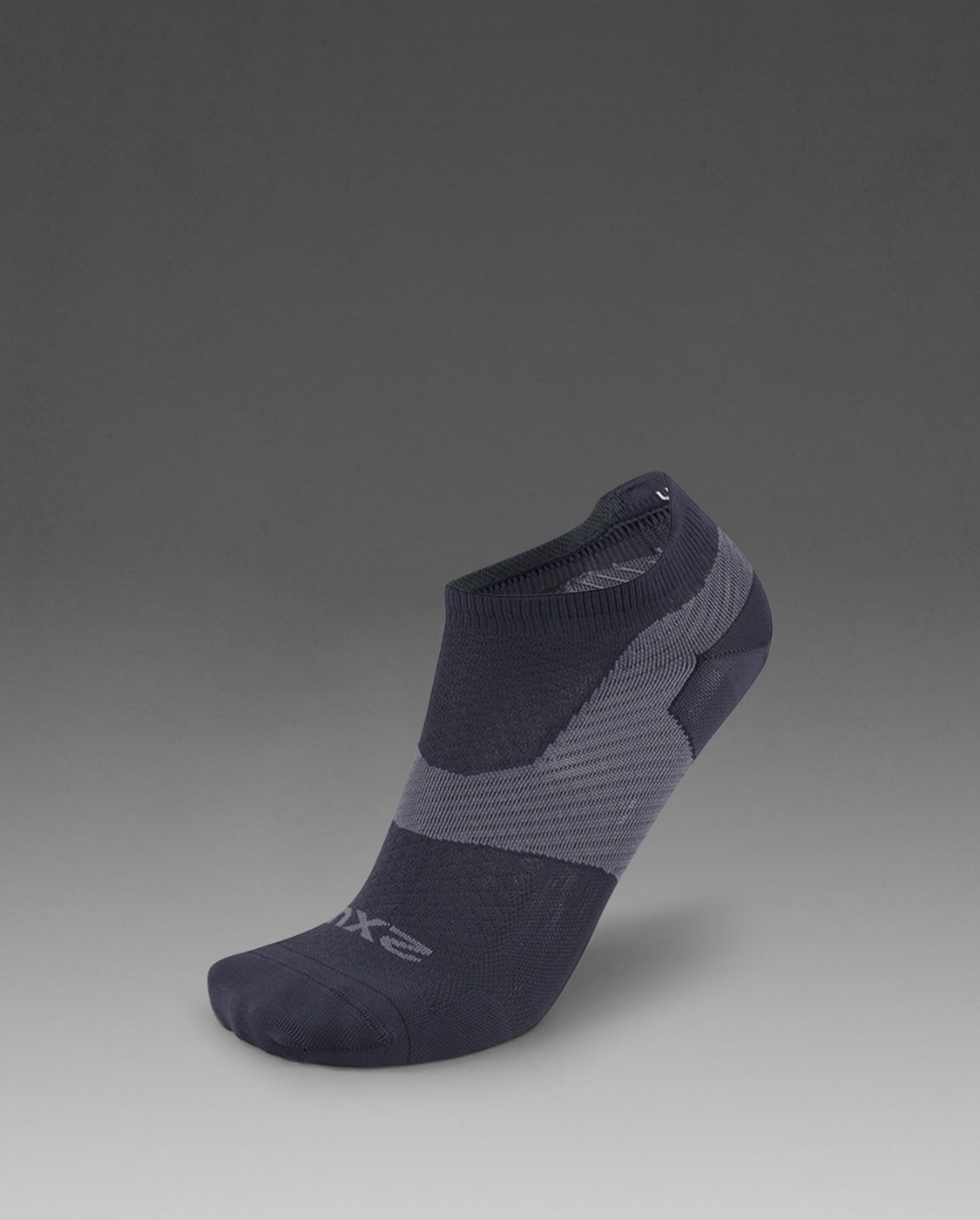 2xu-vectr-ultralight-no-show-socks-calze-running-corte image 1