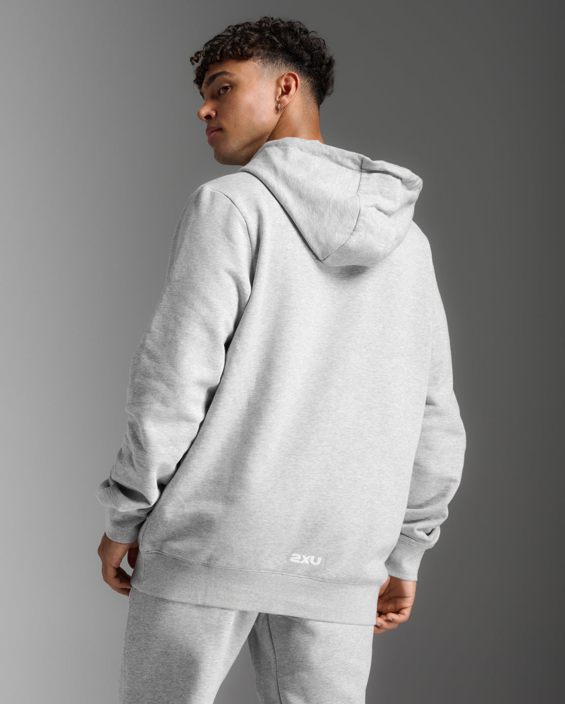2xu-aspire-pullover-hoodie-uomo-grigio-felpa-cappuccio image 3