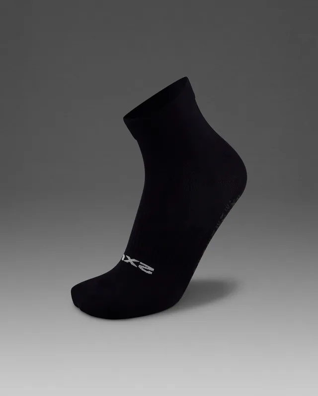 2xu-performance-crew-grip-sock-calzini-crew-antiscivolo image 1