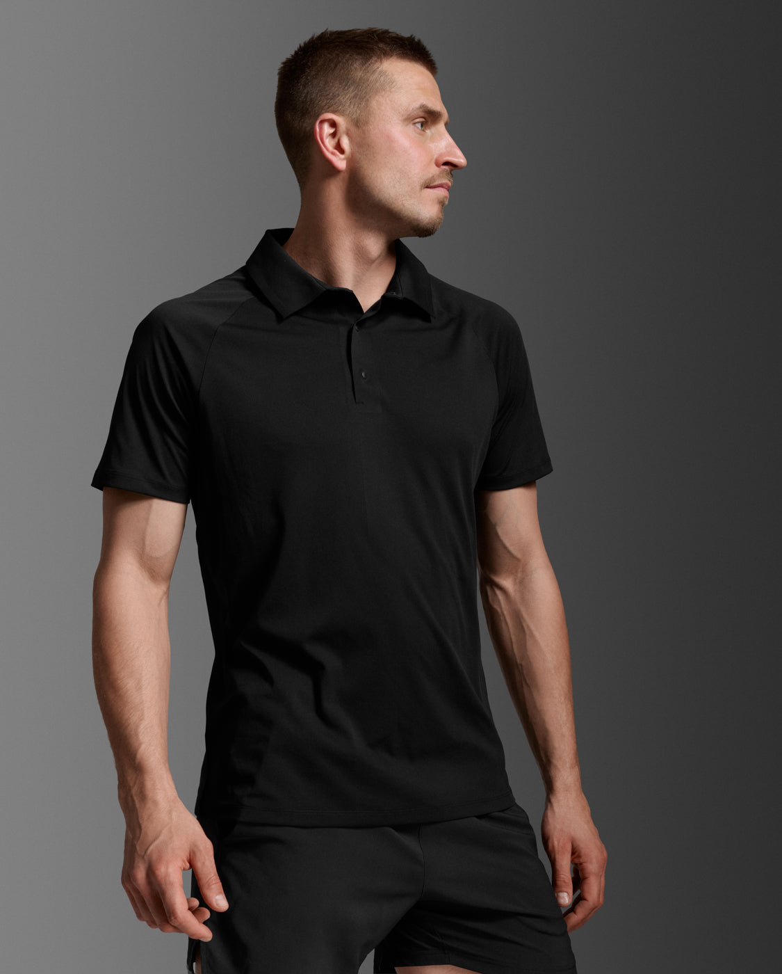 2xu-signature-polo-uomo-polo-training-nera-regular-fit image 4