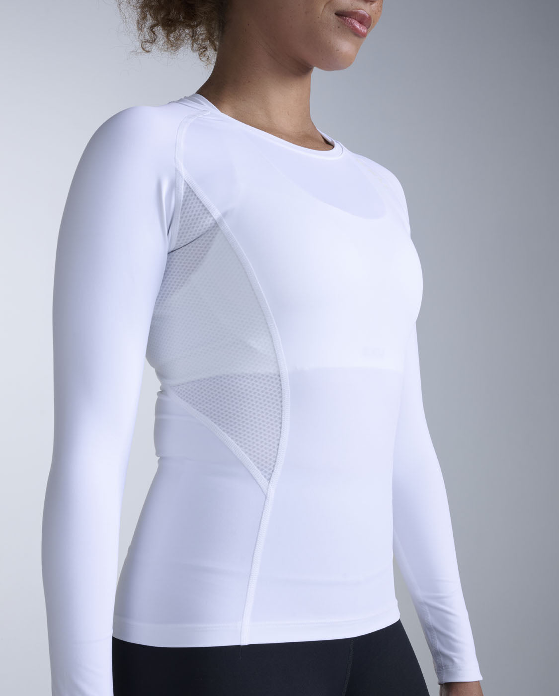 2xu-core-compression-long-sleeve-bianco-maglia-compressione-termica image 3