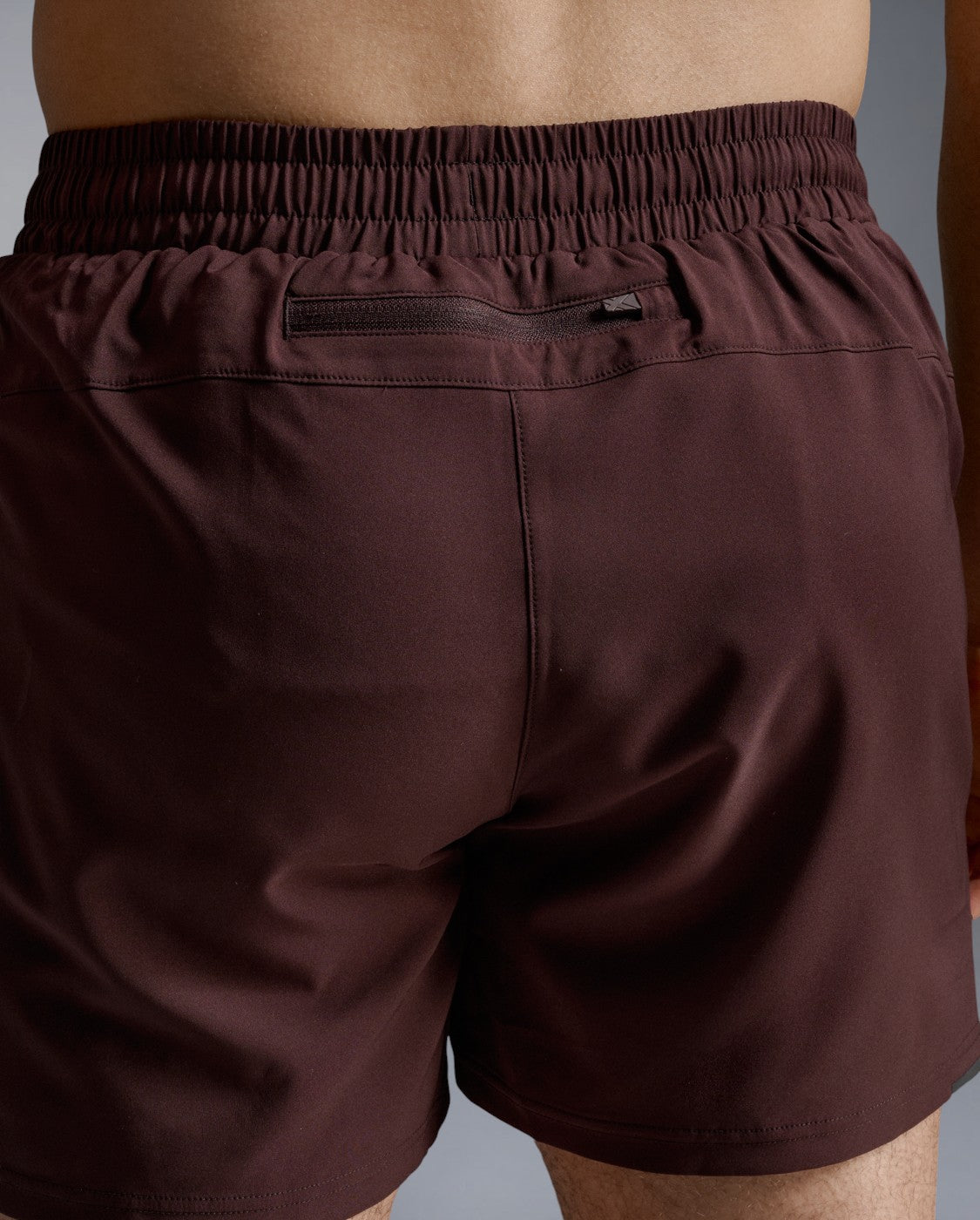 2xu-aero-5-inch-shorts-running-uomo-slim image 5