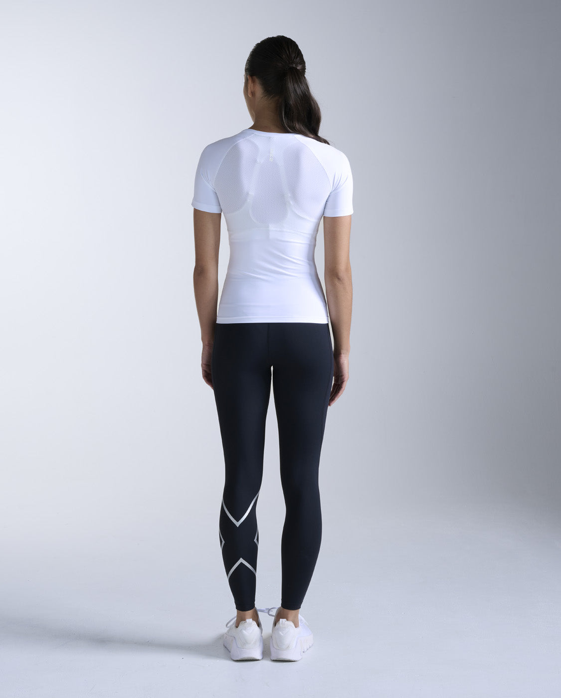 2xu-core-compression-short-sleeve-maglia-compressiva-manica-corta image 3