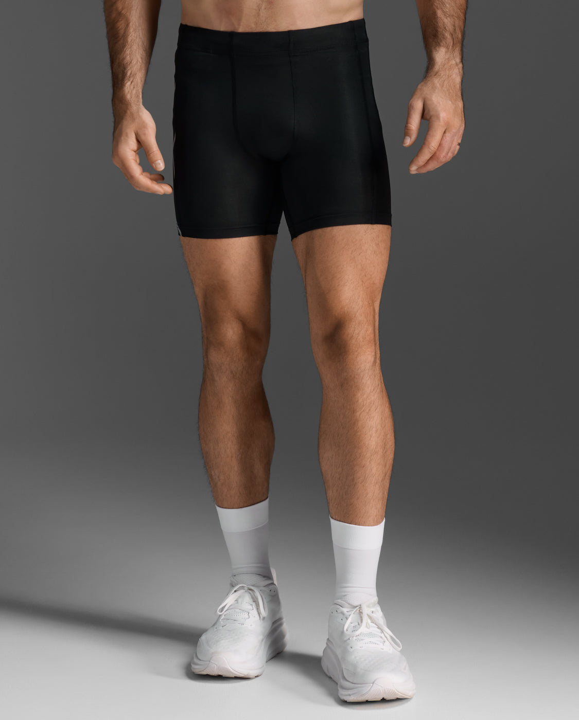 2xu-core-compression-1-2-shorts-mezzo-tight-compressione image 1