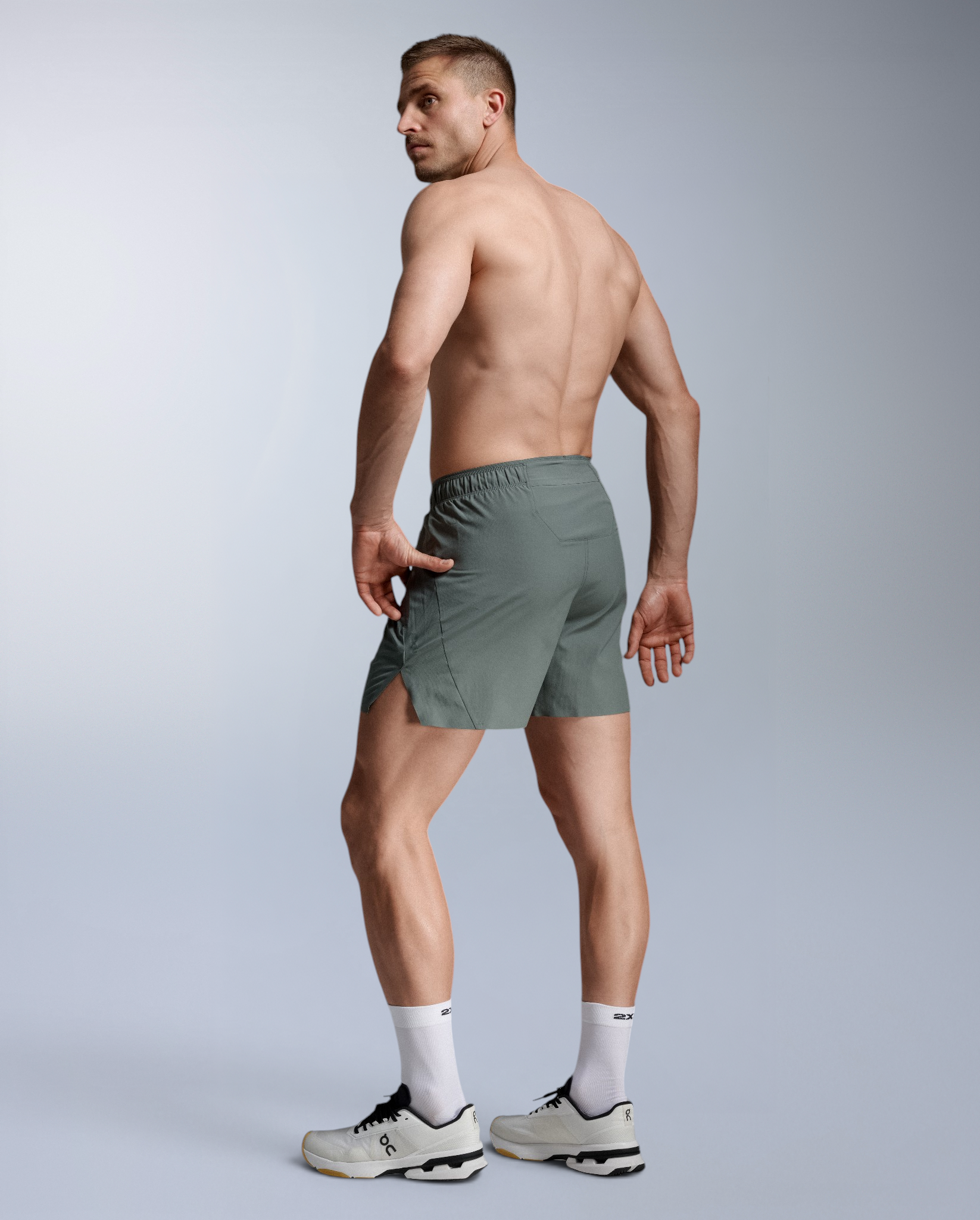 2xu-motion-5-inch-unlined-shorts-pantaloncini-training-corti-uomo image 8