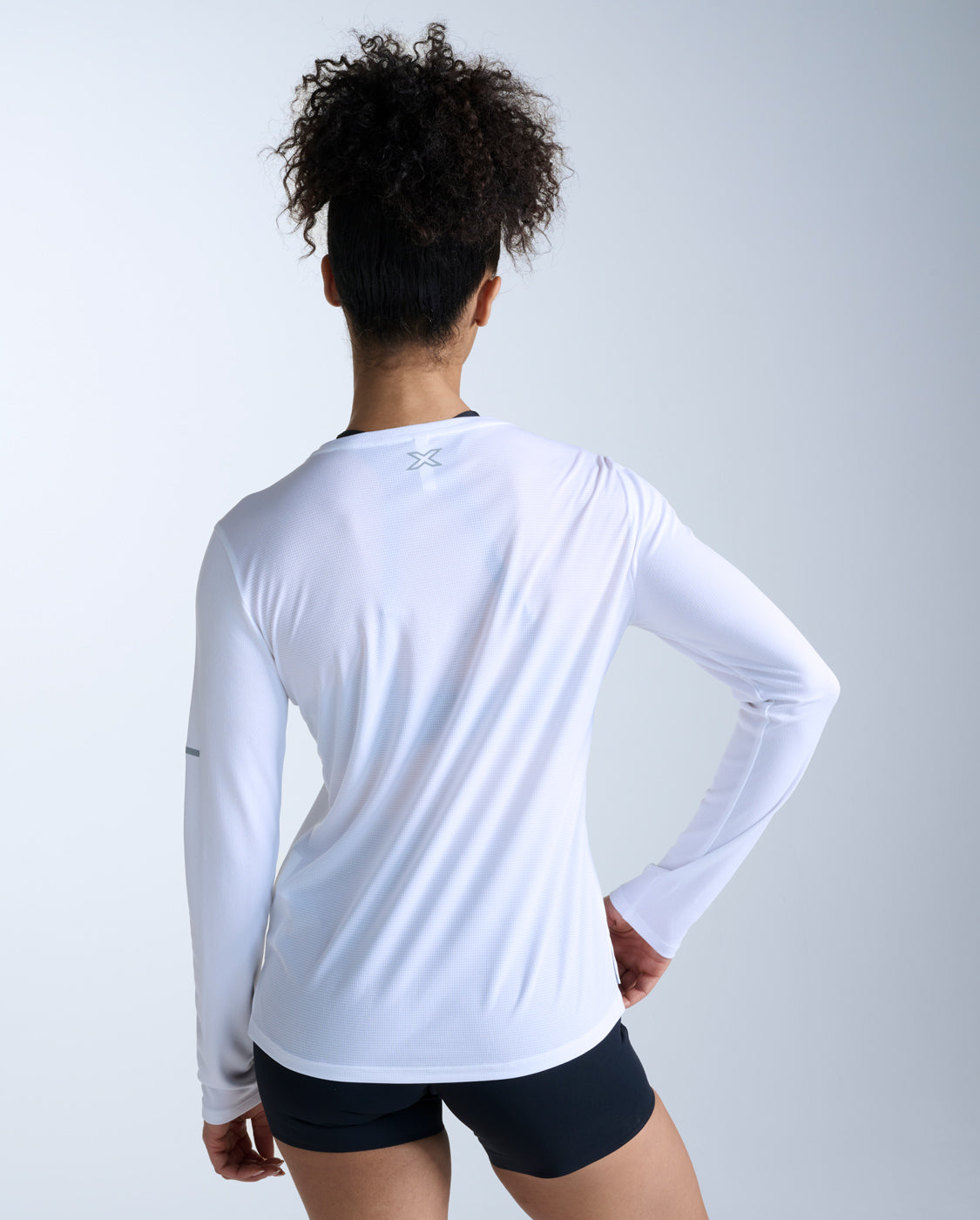 2xu-aero-long-sleeve-maglia-running-manica-lunga image 4