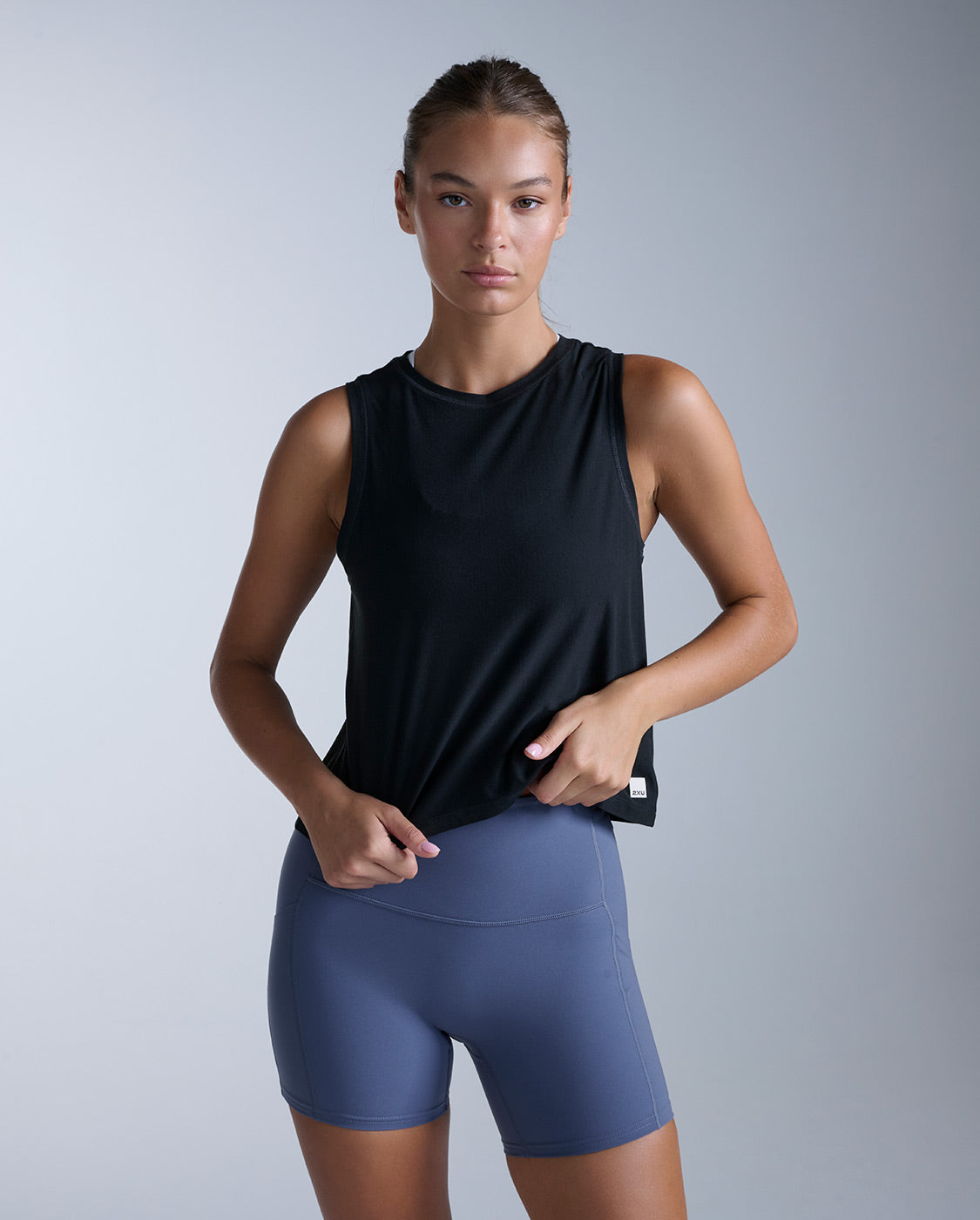 2xu-form-soft-jersey-relaxed-tank-donna-nero image 1