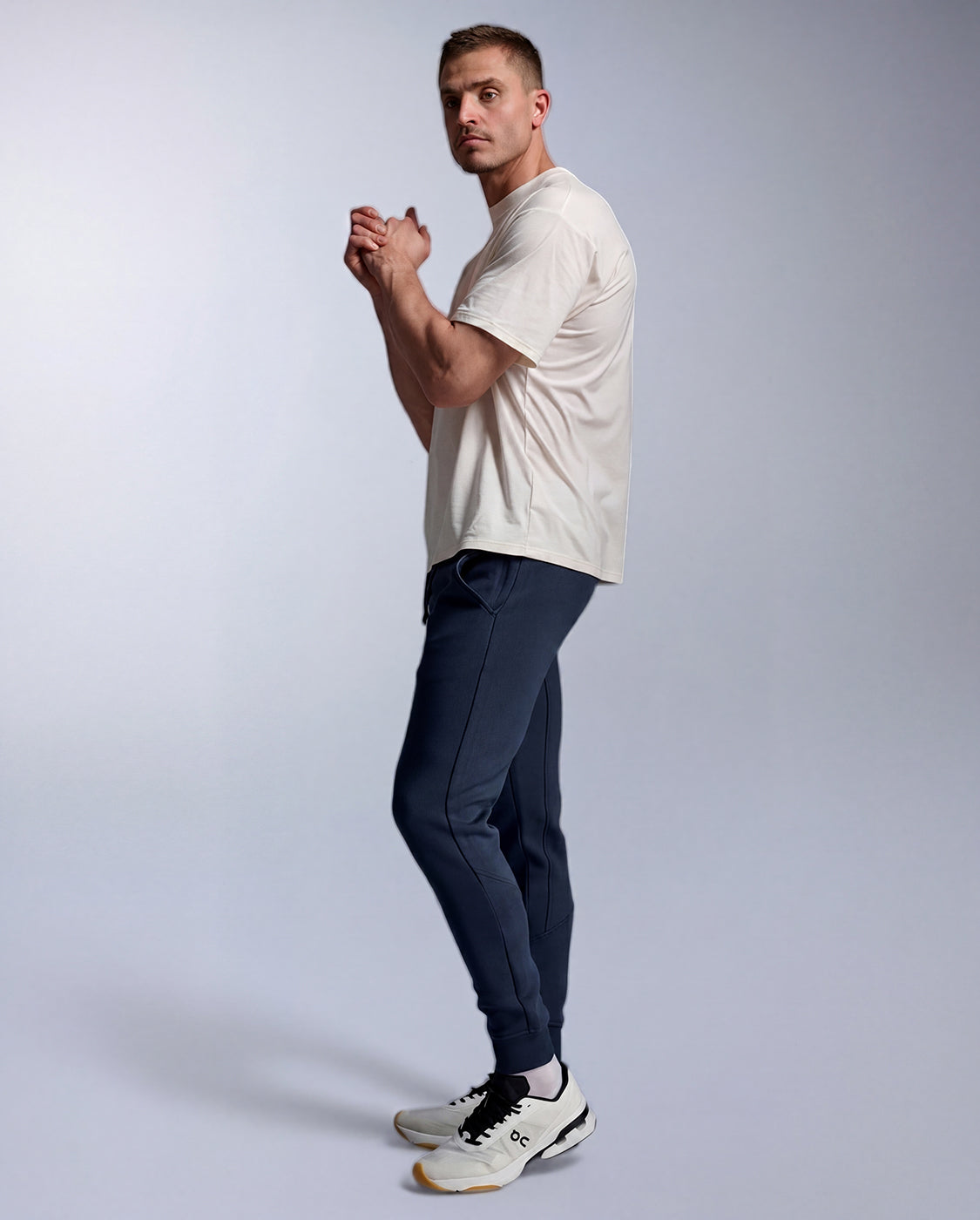 2xu-commute-smooth-spacer-trackpants-pantaloni-tuta-uomo-blu image 6