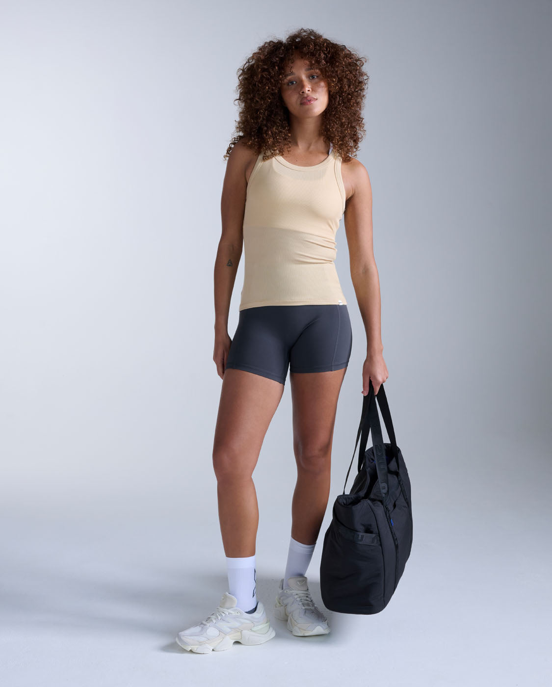 2xu-fluid-modal-ribbed-tank-canotta-training-beige image 5