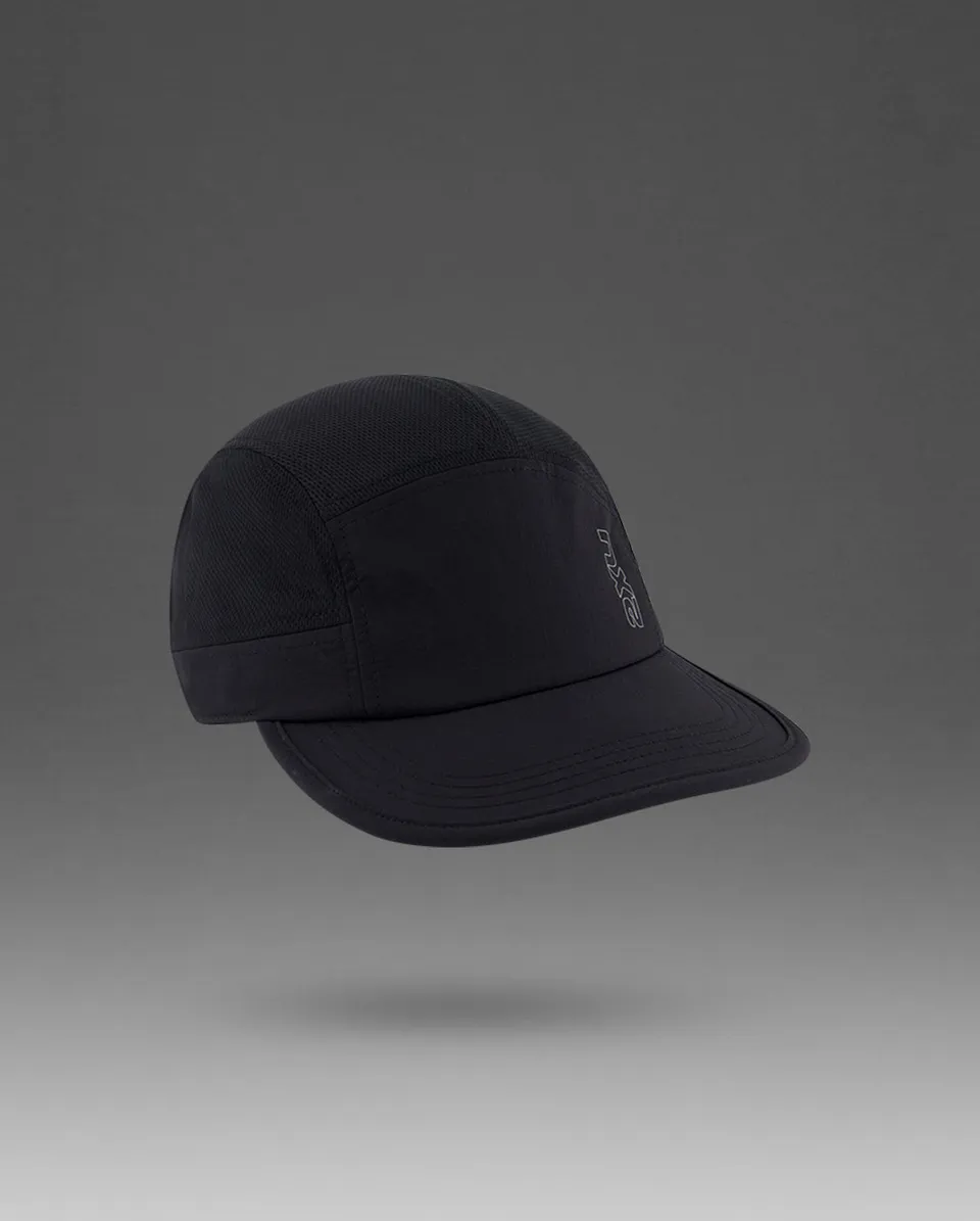 2xu-light-speed-cap-da-running-uomo-nero image 1