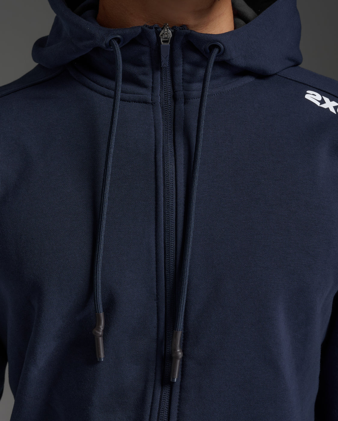 2xu-aspire-felpa-full-zip-hoodie-uomo-blu-navy image 7