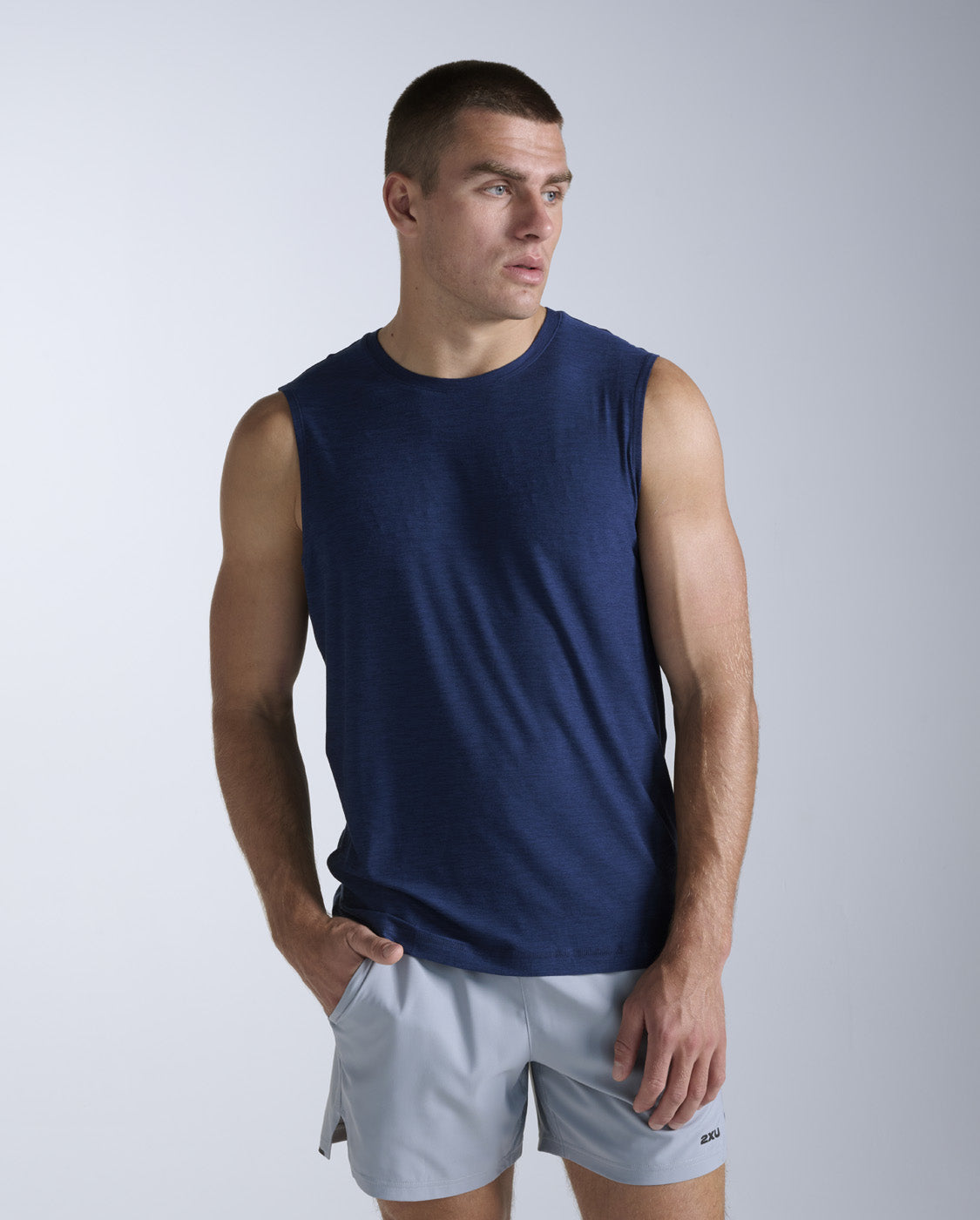 2xu-signature-tank-canotta-training-uomo-blu image 1