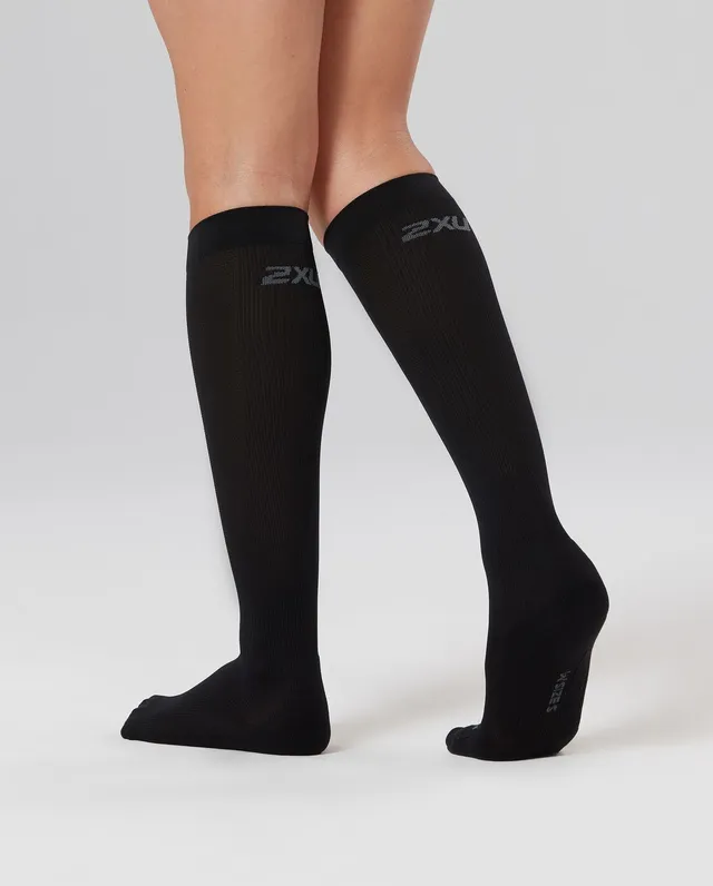 2xu-race-compression-socks-calze-compressione-donna-nero image 1