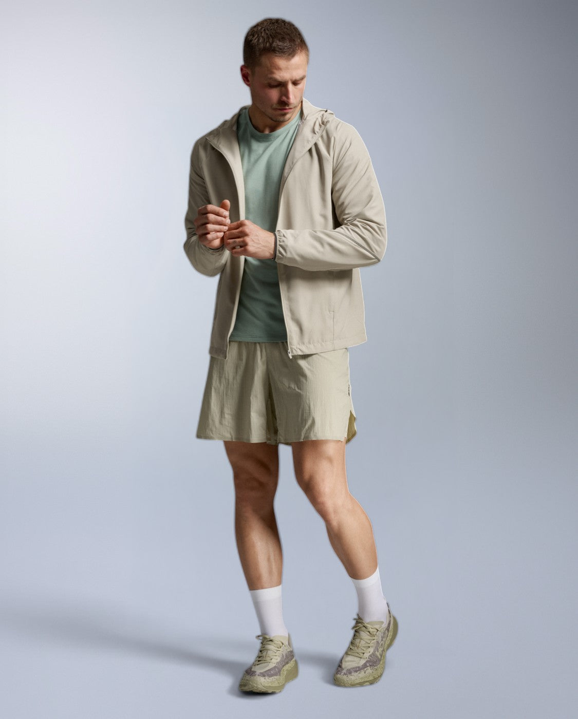 2xu-aero-hex-windbreaker-uomo-giacca-antivento-running-beige image 4